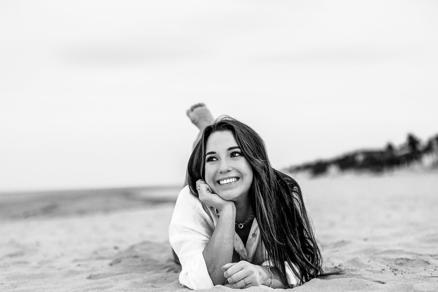 black and white senior pictures at the beach in Ponte Vedra