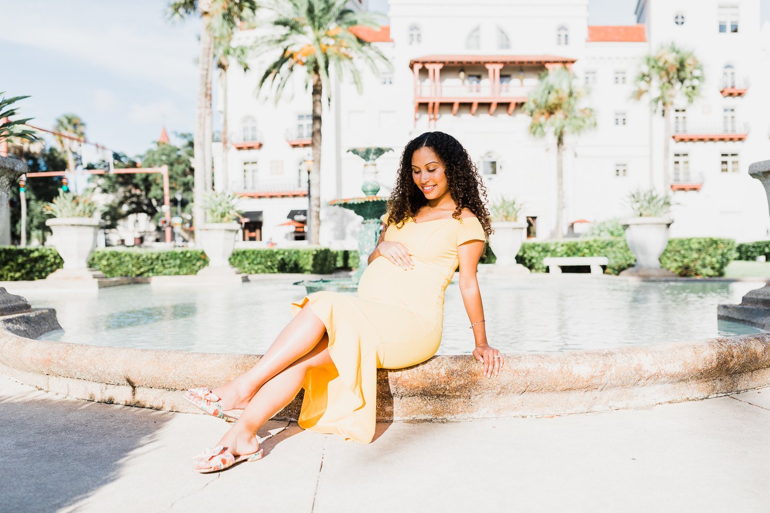 portrait session pictures by the fountain in St.Augustine FL