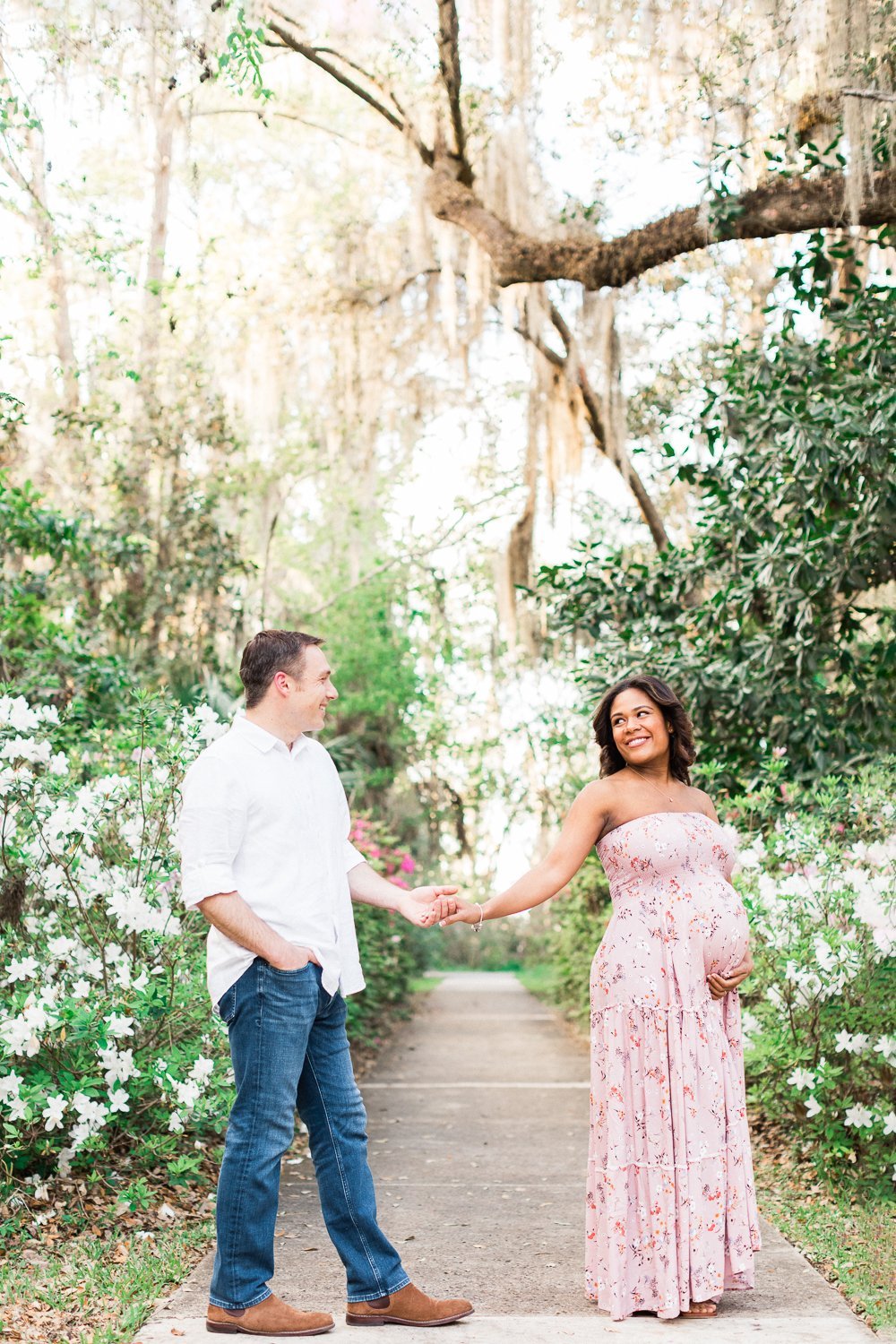 spring maternity family pictures with azaleas blooming
