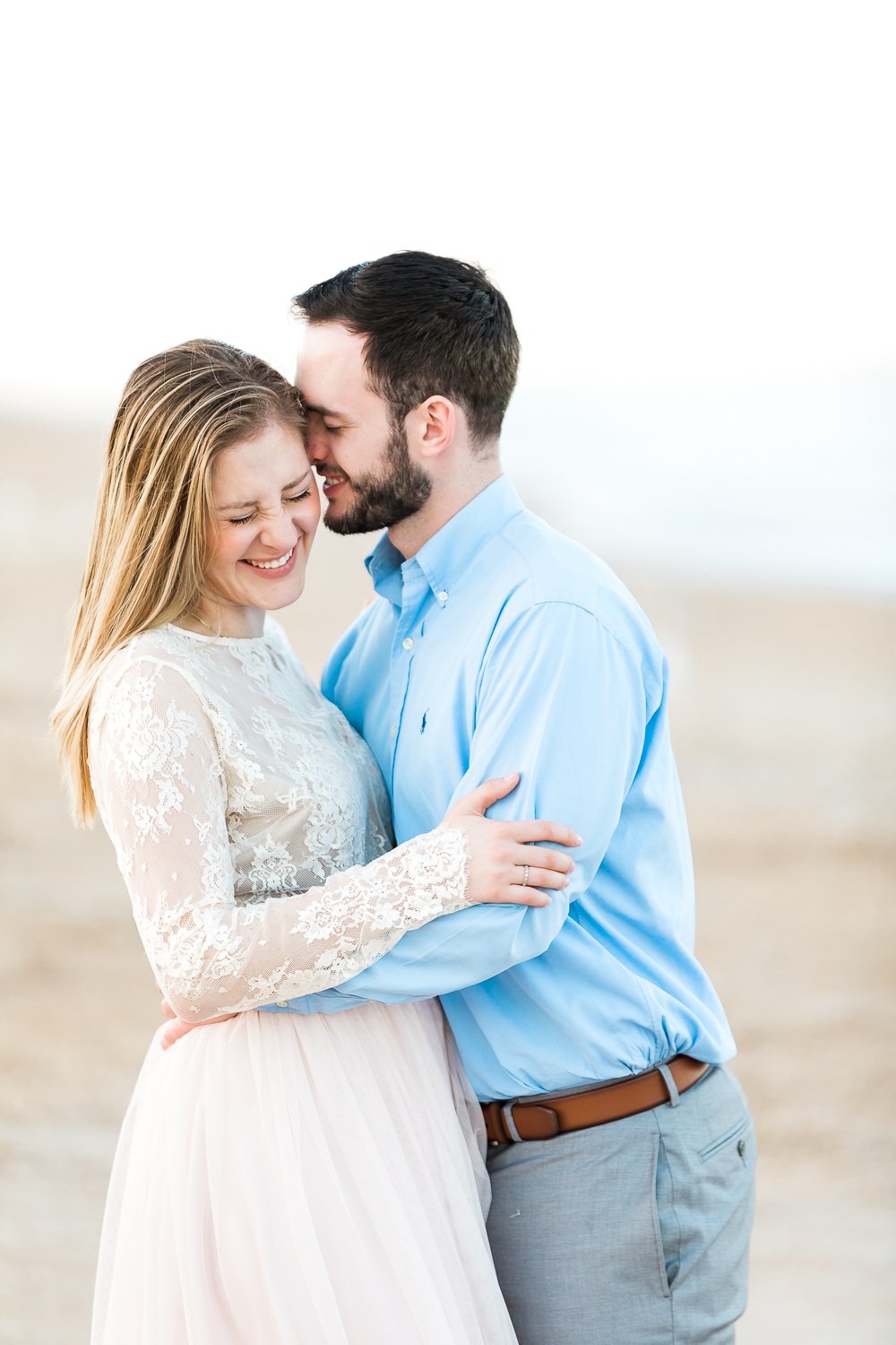 Relaxing engagement picture ideas