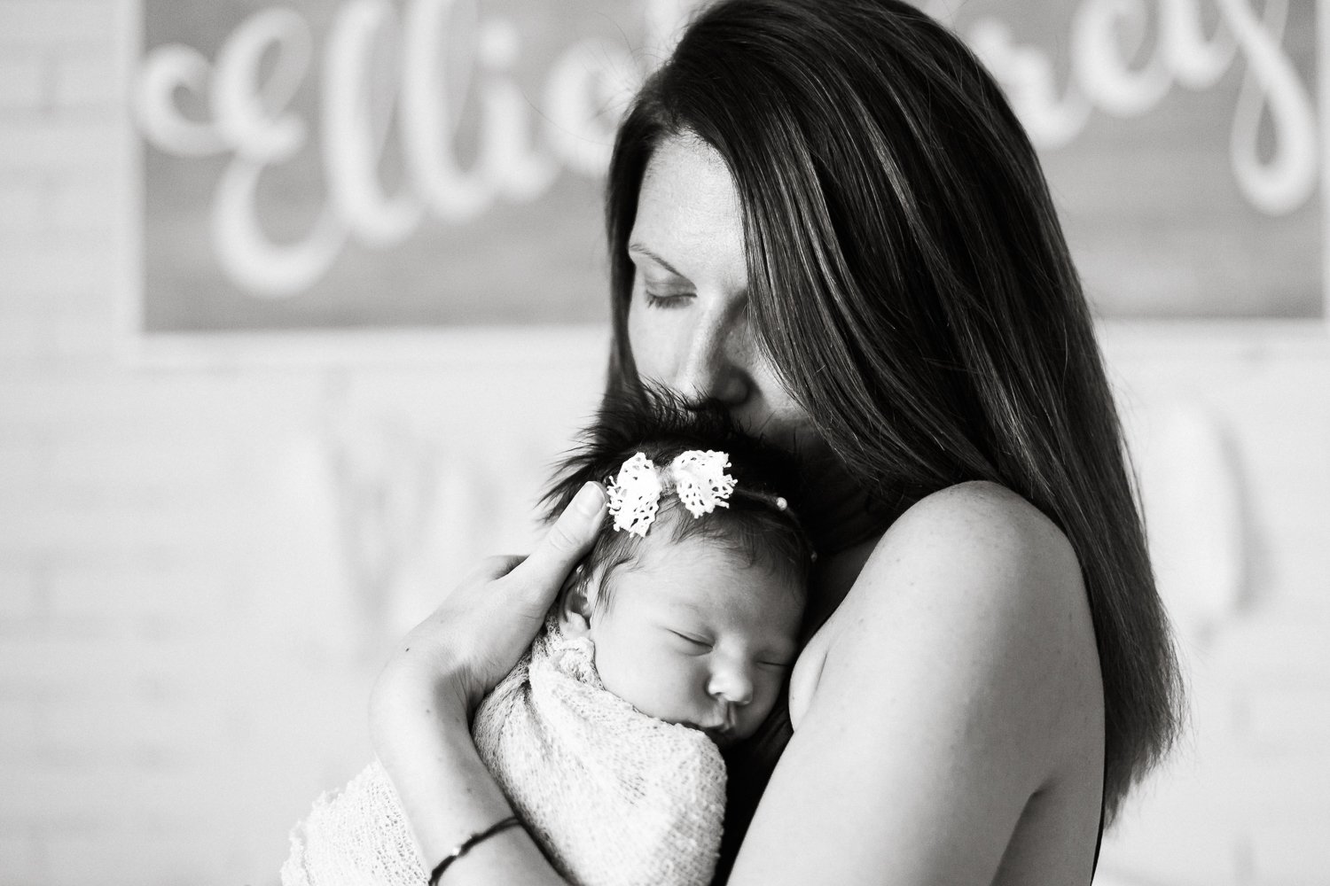 mommy and baby girl newborn pictures