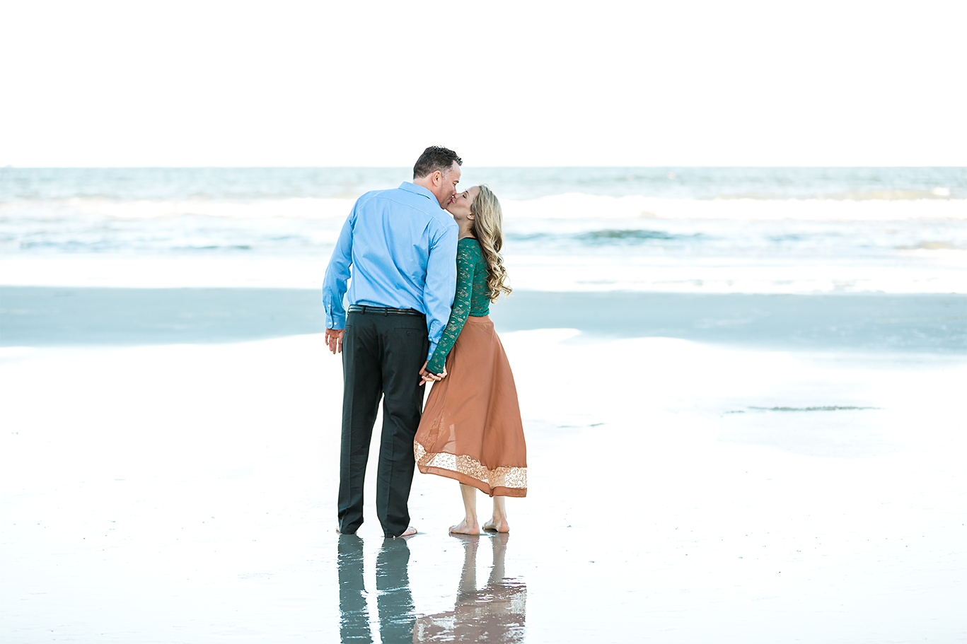 engagement picture ideas at the beach