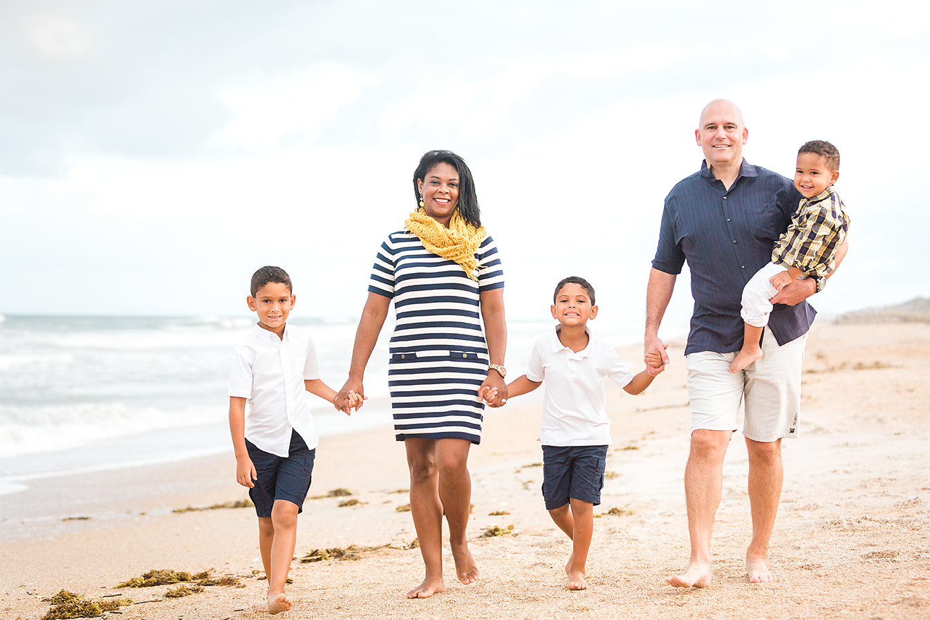 beach family photos in ponte vedra