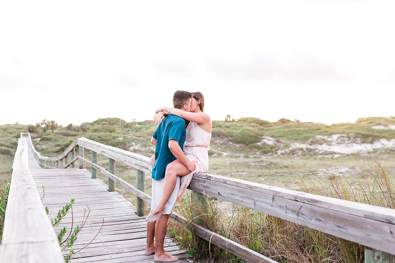 posing ideas for couples. engagement photoshoot in jacksonville fl