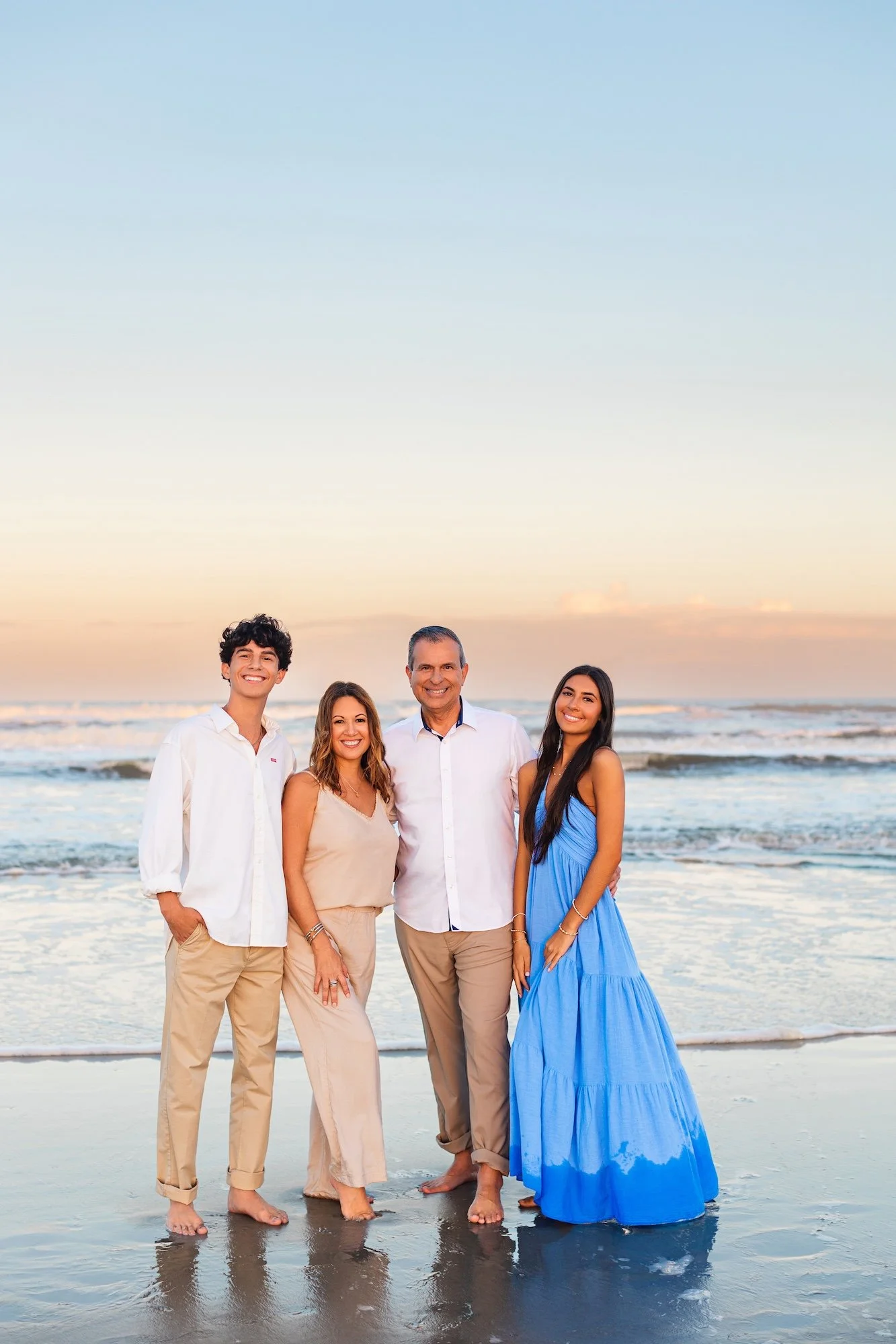 sunset beach family pictures with adult children