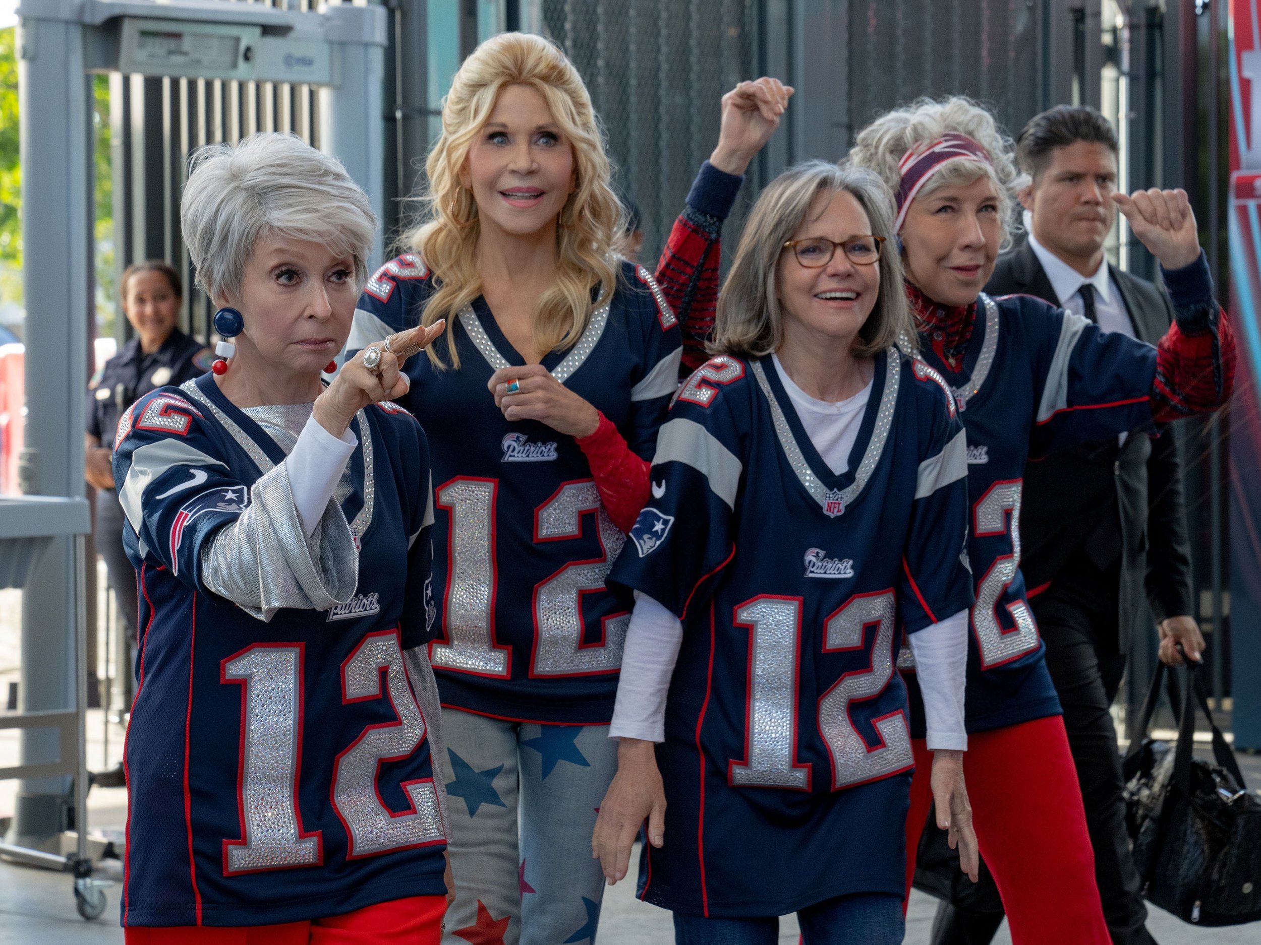 ‘80 For Brady’ Review: Tomlin, Fonda, Moreno, and Field Score a Touchdown in Sweet Football Comedy