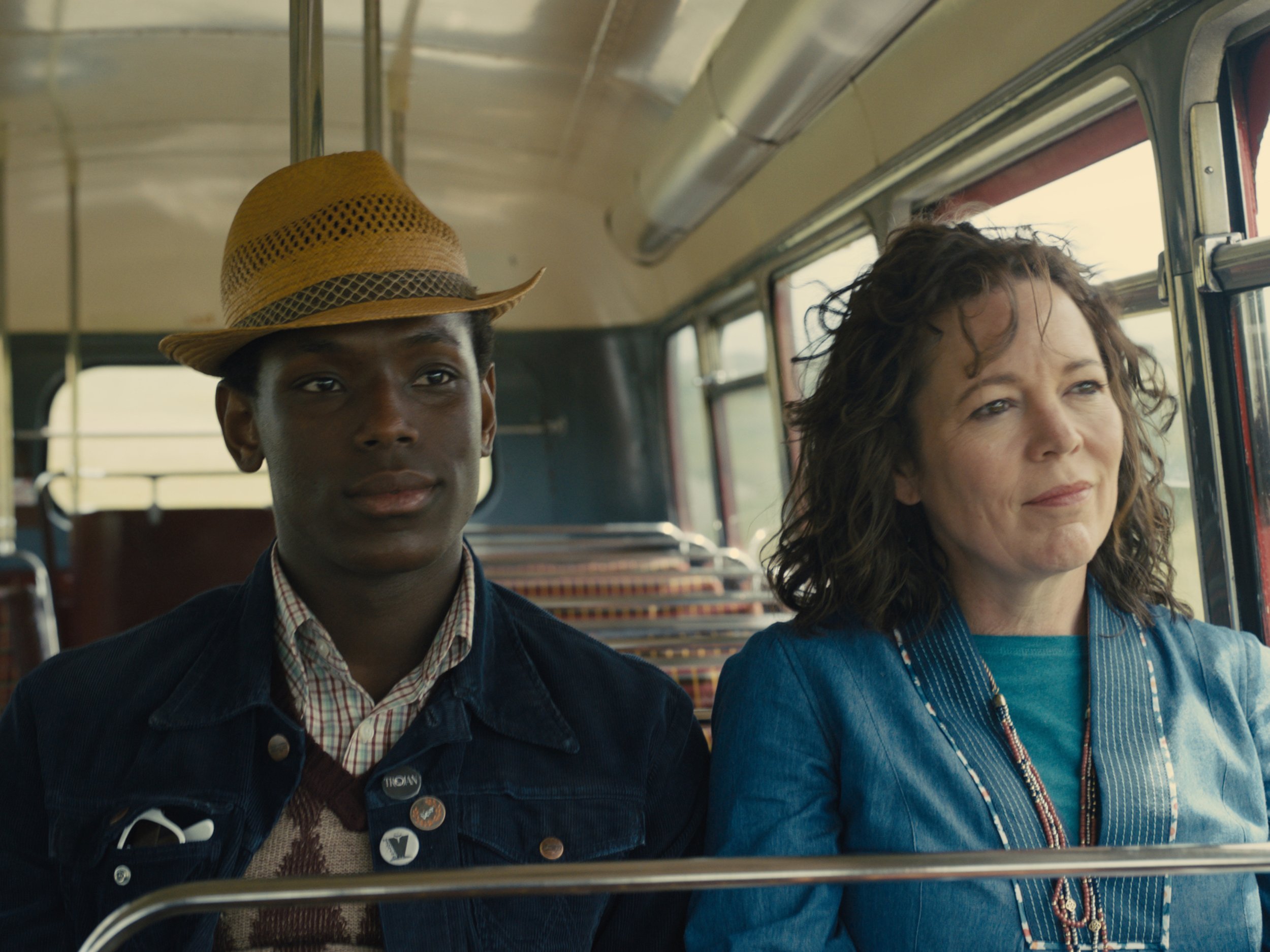 'Empire of Light' Review: Sam Mendes's Soapbox Paradiso