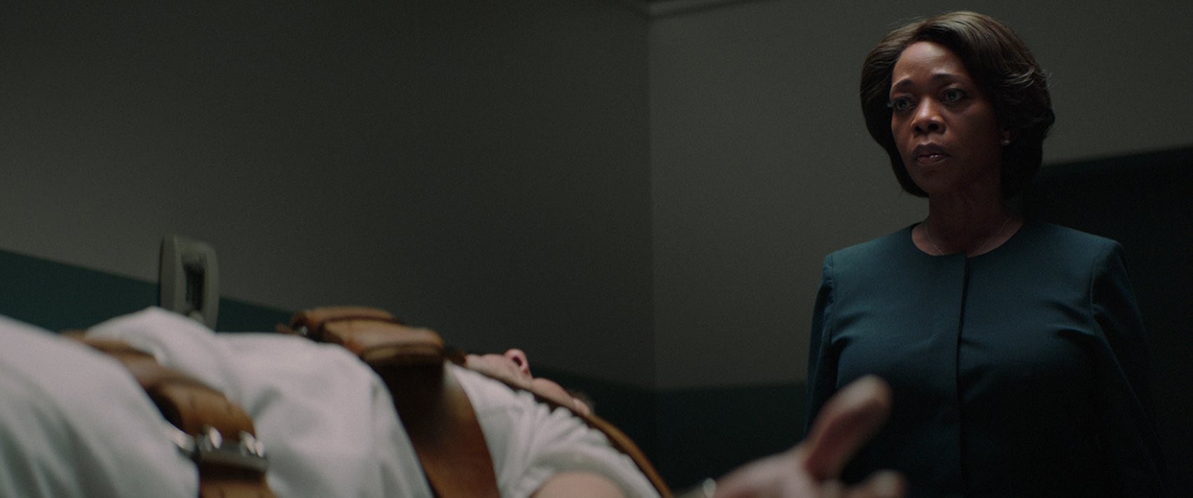 Years of carrying out death row executions have taken a toll on prison warden Bernadine Williams. As she prepares to execute another inmate, Bernadine must confront the psychological and emotional demons her job creates, ultimately connecting her to…