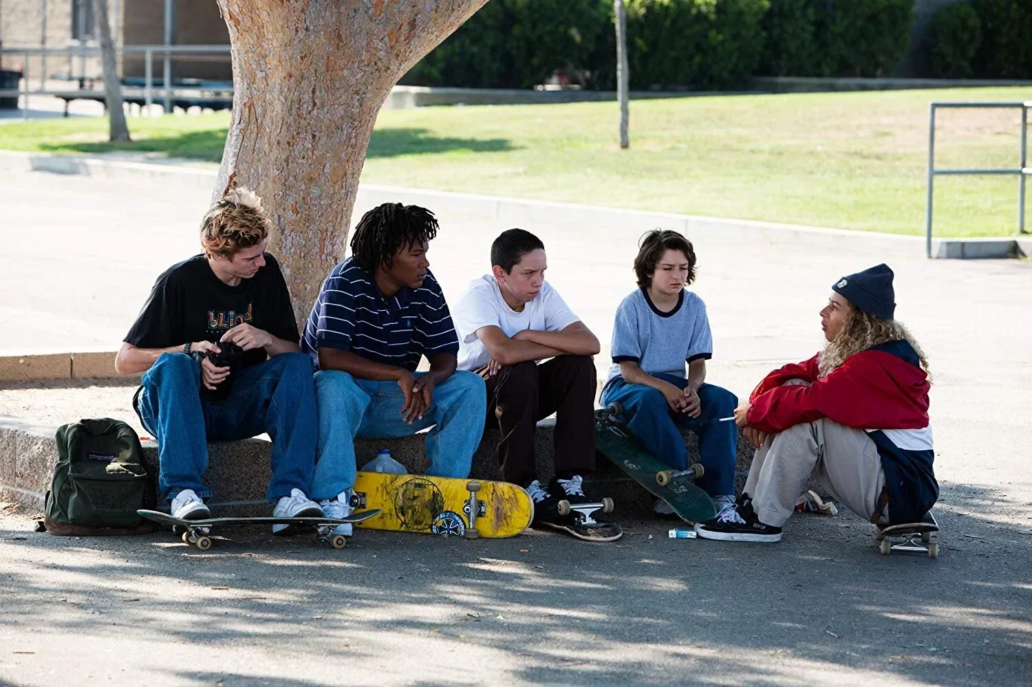 Mid90s Review: Jonah Hill's Directorial Debut is Raw and Welcoming