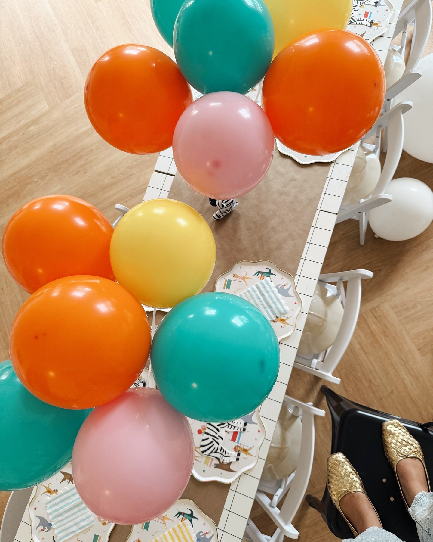 Some recent favs from the camera roll 🪩

#washingtondc #eventsdesign #eventdesigner #springvalleydc #kidbirthdayparty #smalleventspace #eventspace #eventstyling
