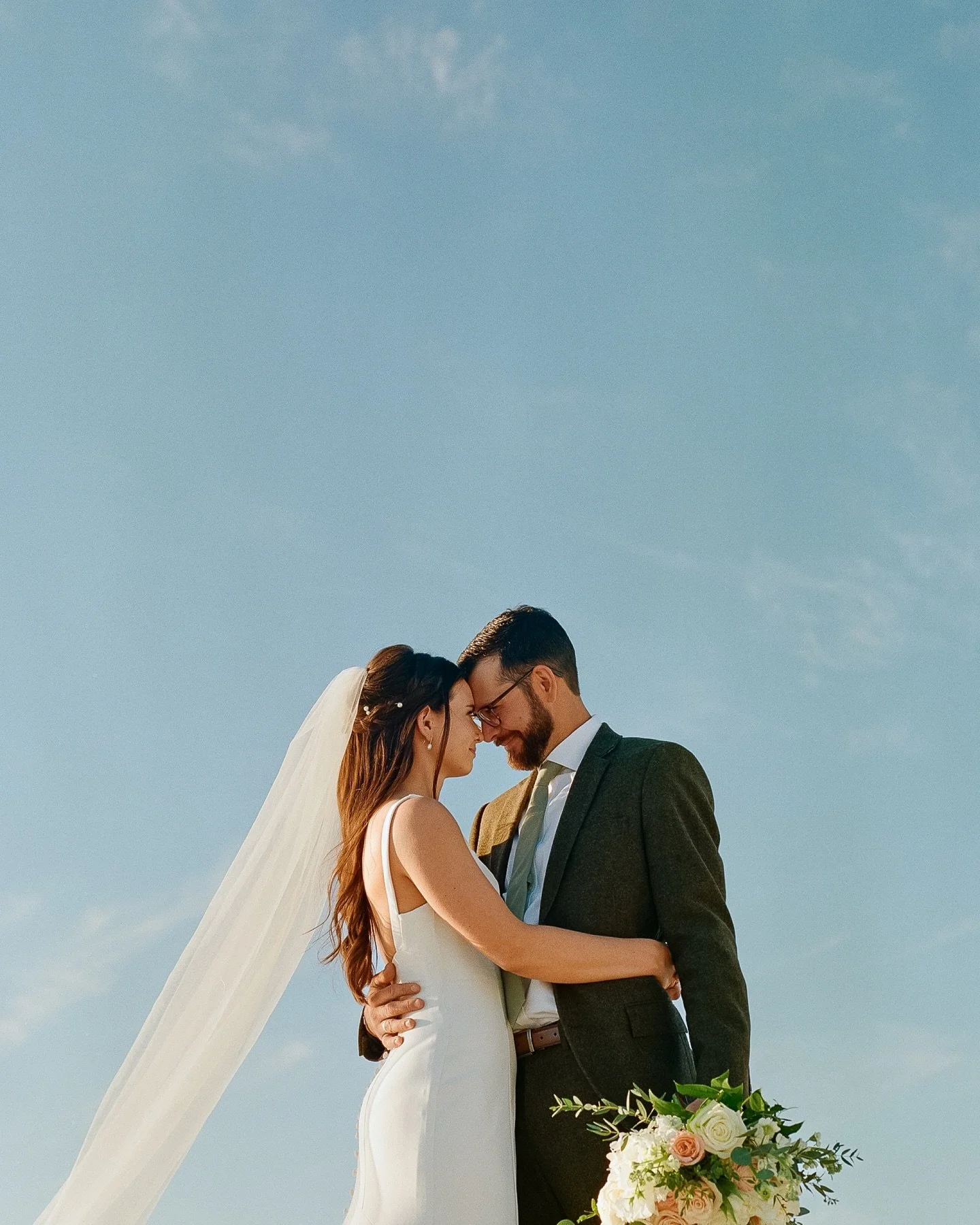 WHAT. A. TIME. !! Such a fun wedding day with the bestest people! Jessy + Caleb are the most kind people. You&rsquo;ll be glad to know them. 🥹
.
.
Been really loving shooting on film lately. Looking to shoot some film only weddings at a discounted r