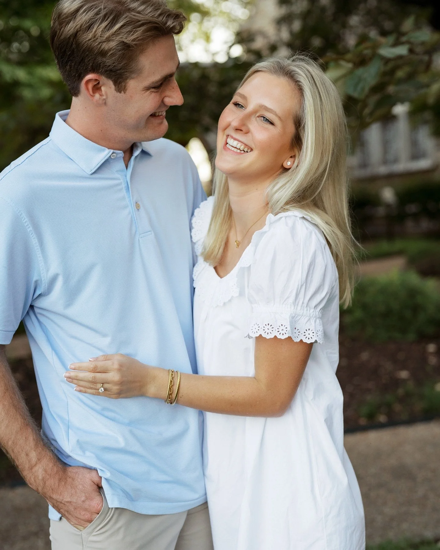 Ethan + Harley get engaged! 🥰🥹 Do I have a couple bug bites from those bushes I hid in? Yes. Was it worth it though? Also yes. 😂. Enjoy some photos from this really sweet engagement! 
.
.
DFW Engagement Photographer, Fort Worth Weddings, Dallas We