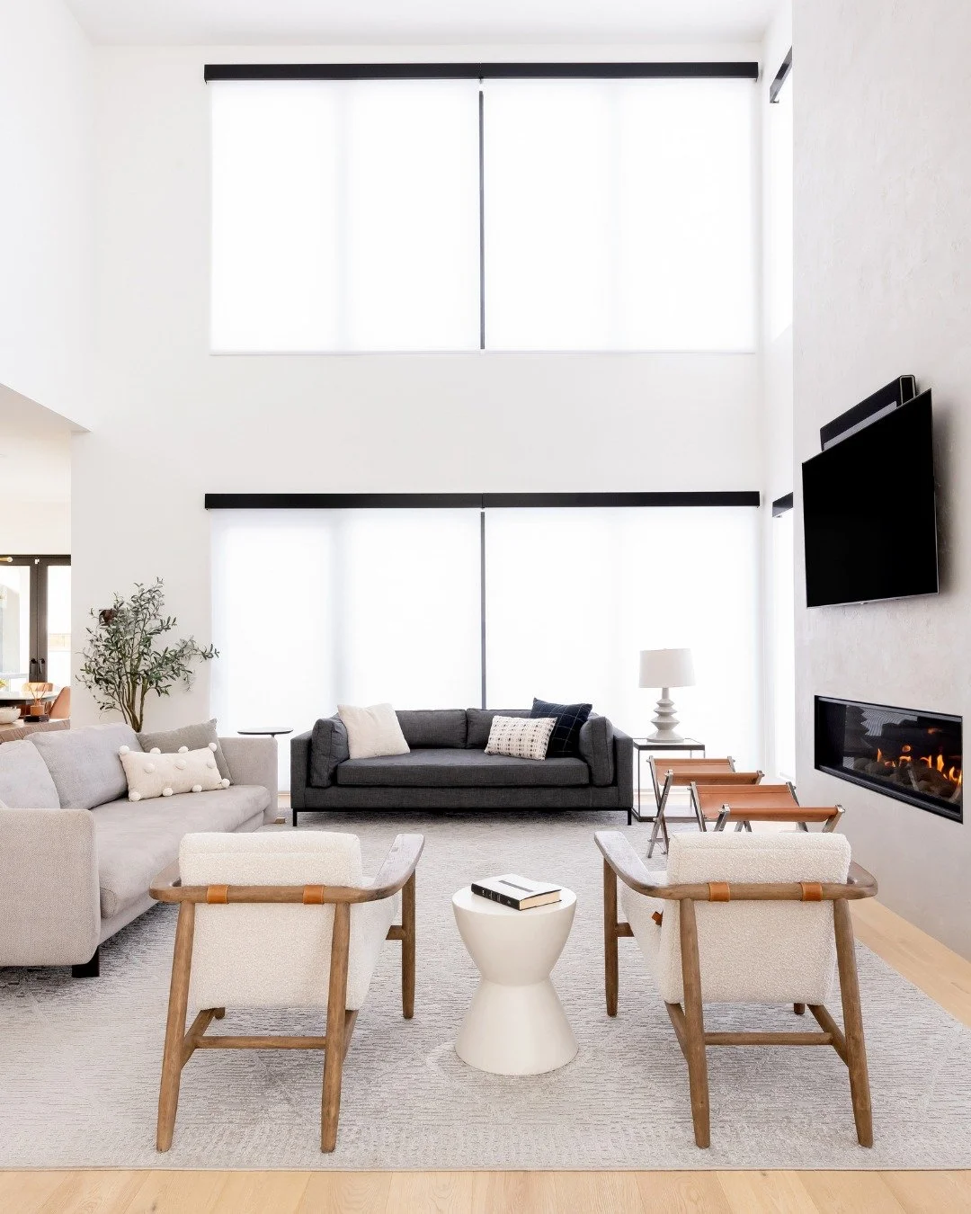 Not the flashiest features. Just the home features we'd never skip.

It's easy to focus on the big showstoppers in a home, but some of the best design decisions are the ones that make everyday life easier.

A functional mudroom.
A walk-in pantry.
Lau