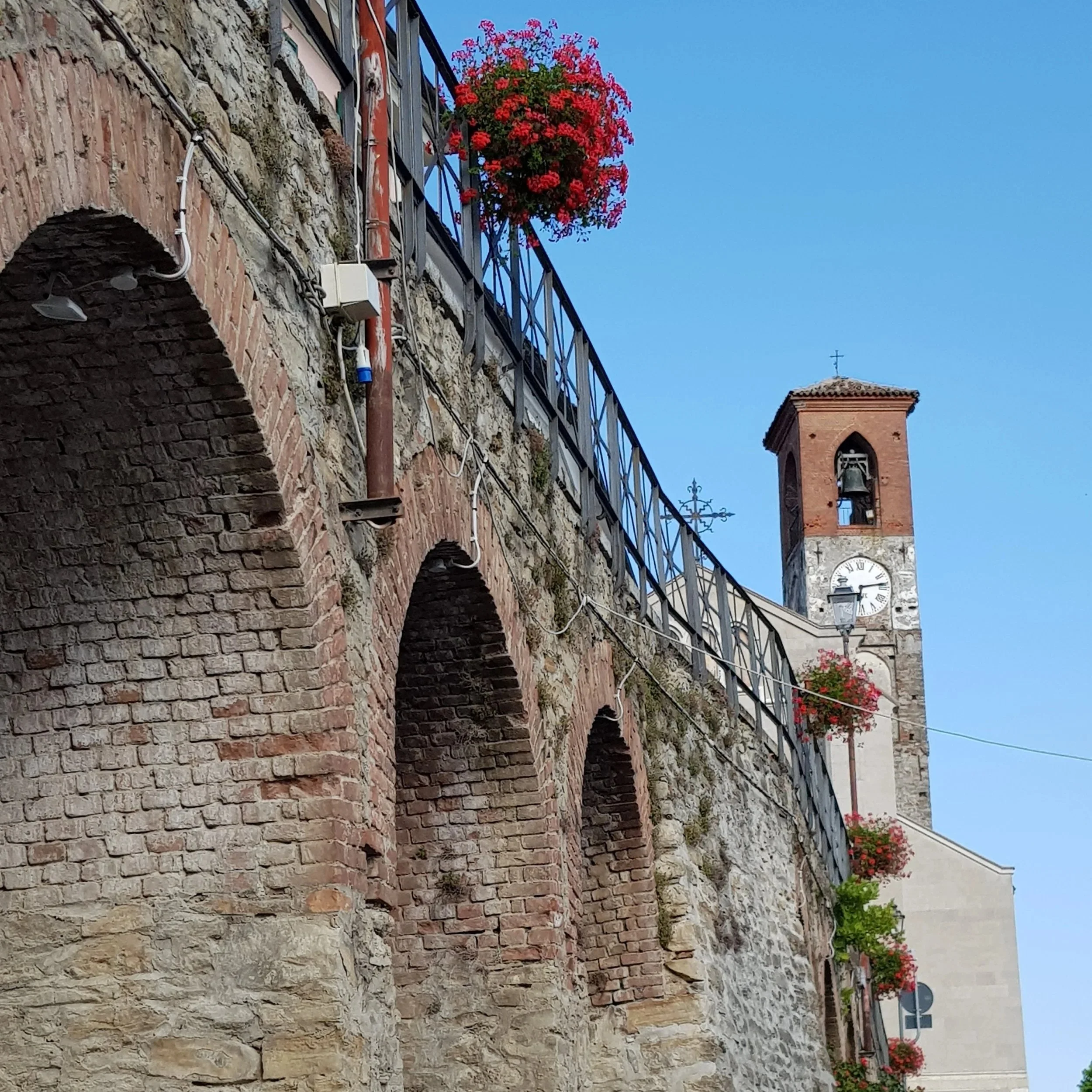 Mooi straatje in Murazzano