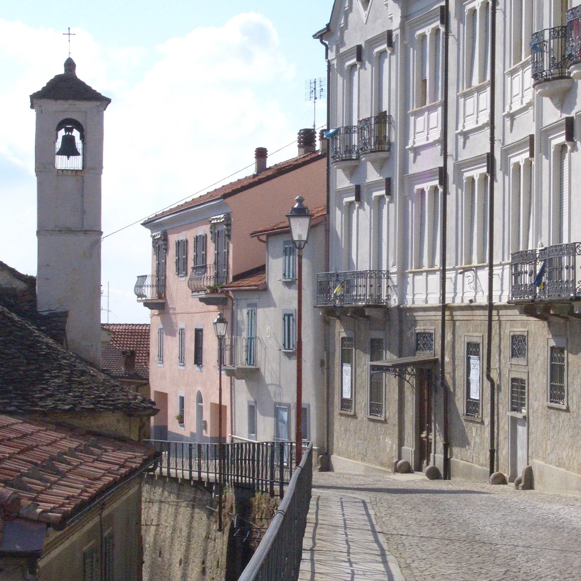 Mooi straatje in Murazzano