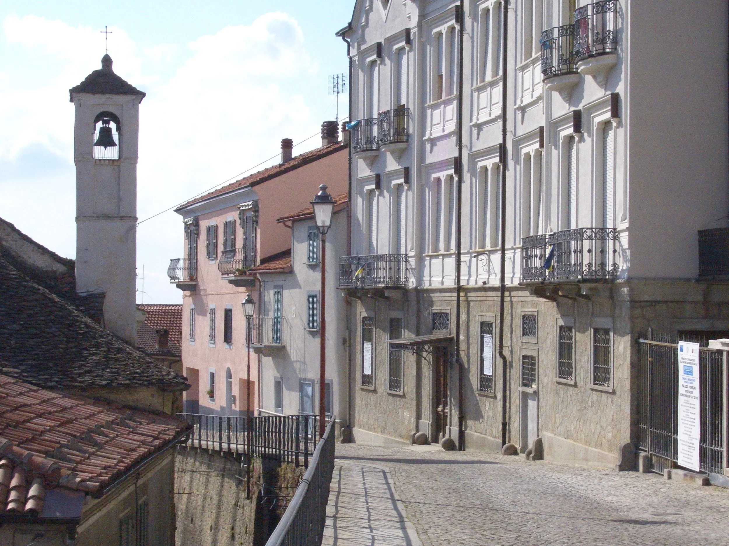 Mooi straatje in Murazzano
