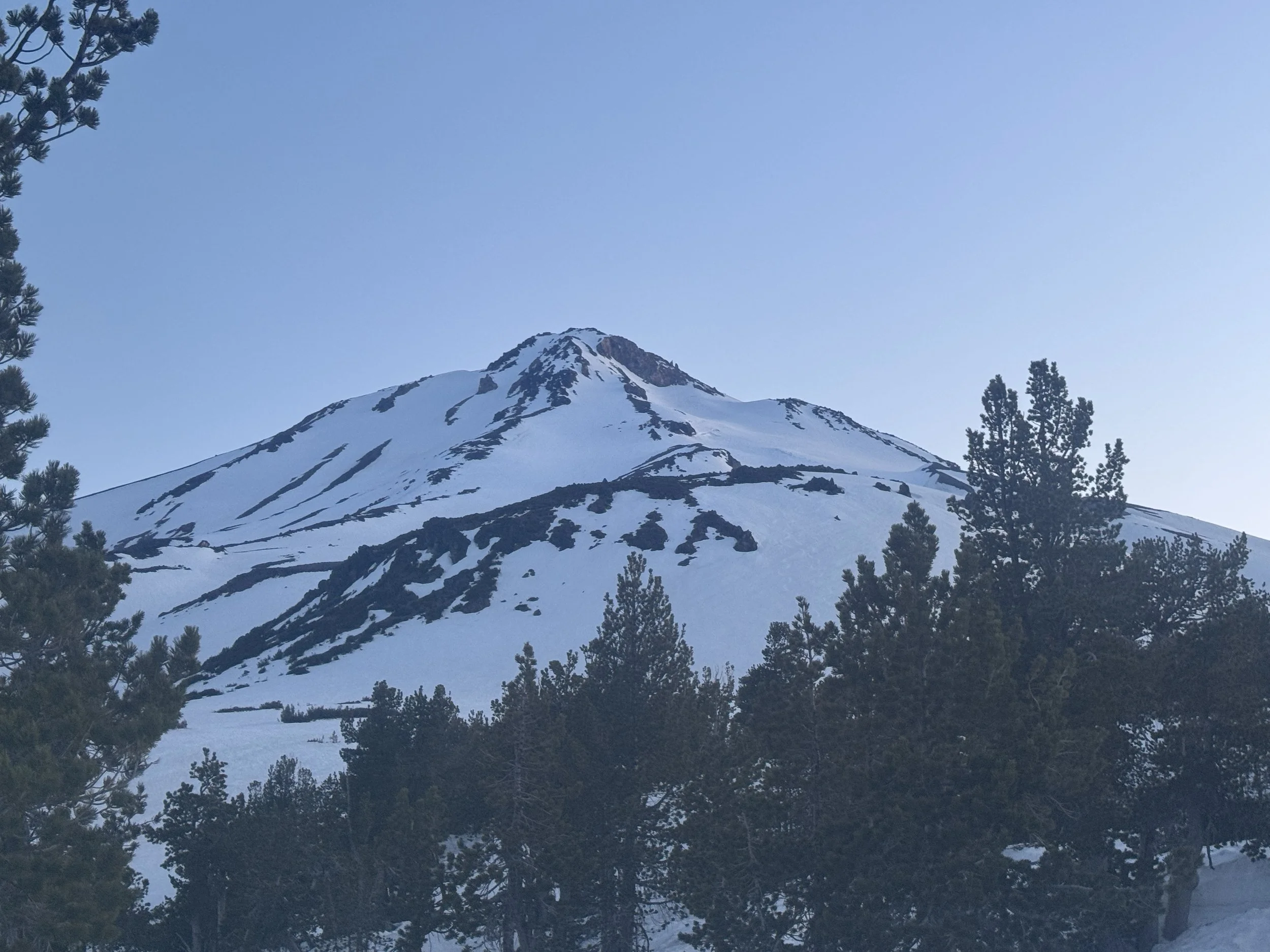 Why Mt. Shasta Should Be Your First 14,000ft Ski Descent