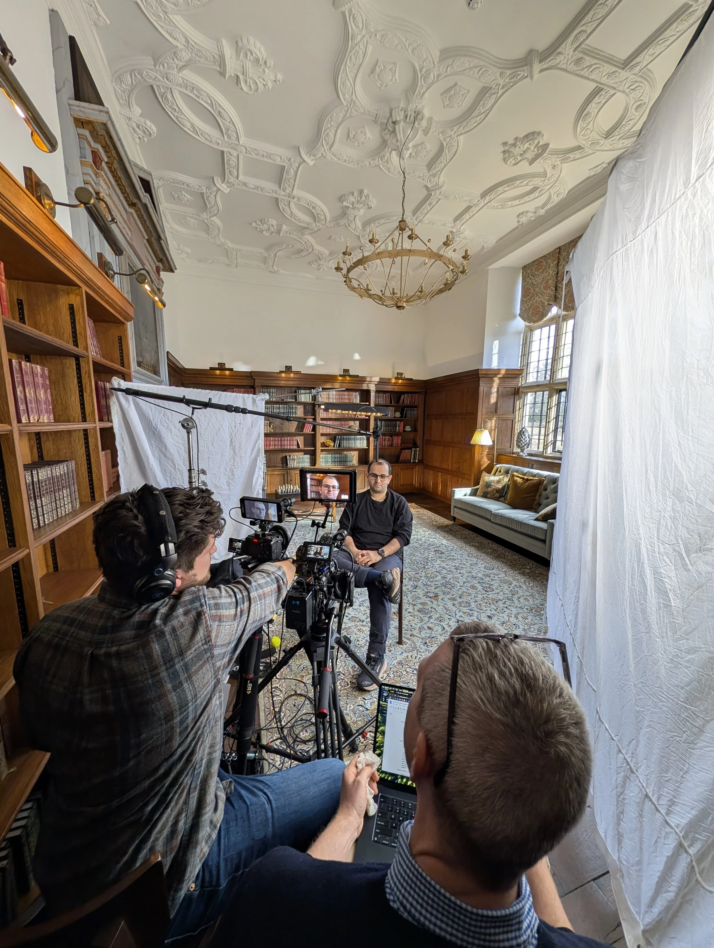 Interviews - 00 - Intro