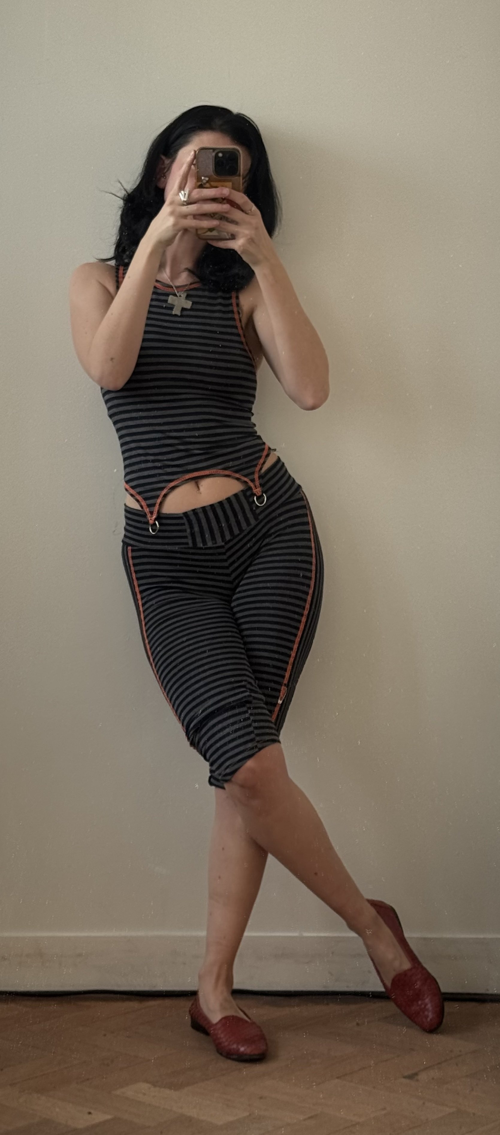 orange&grey5.jpg