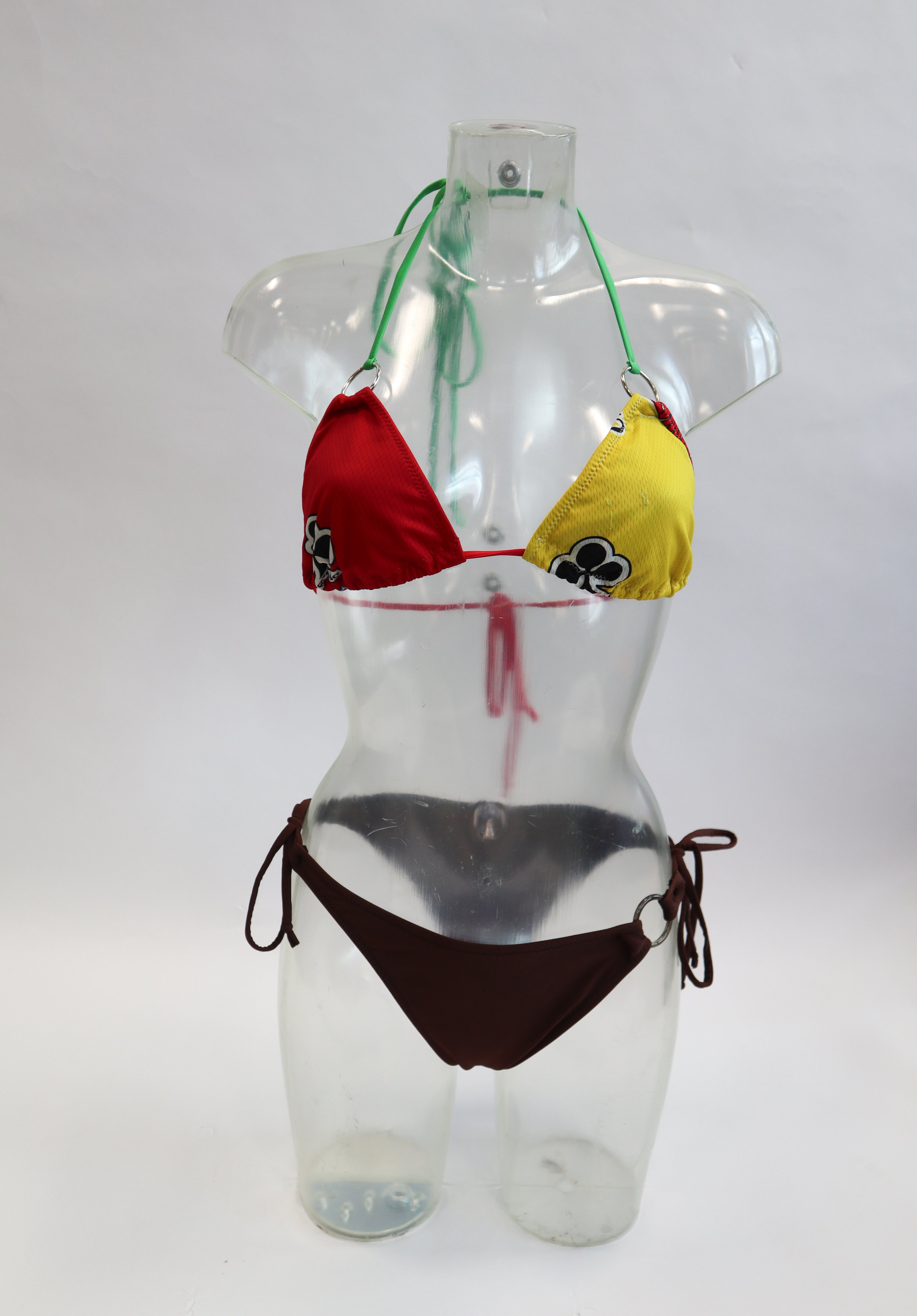 red-yellow-bikini-portrait2.jpg