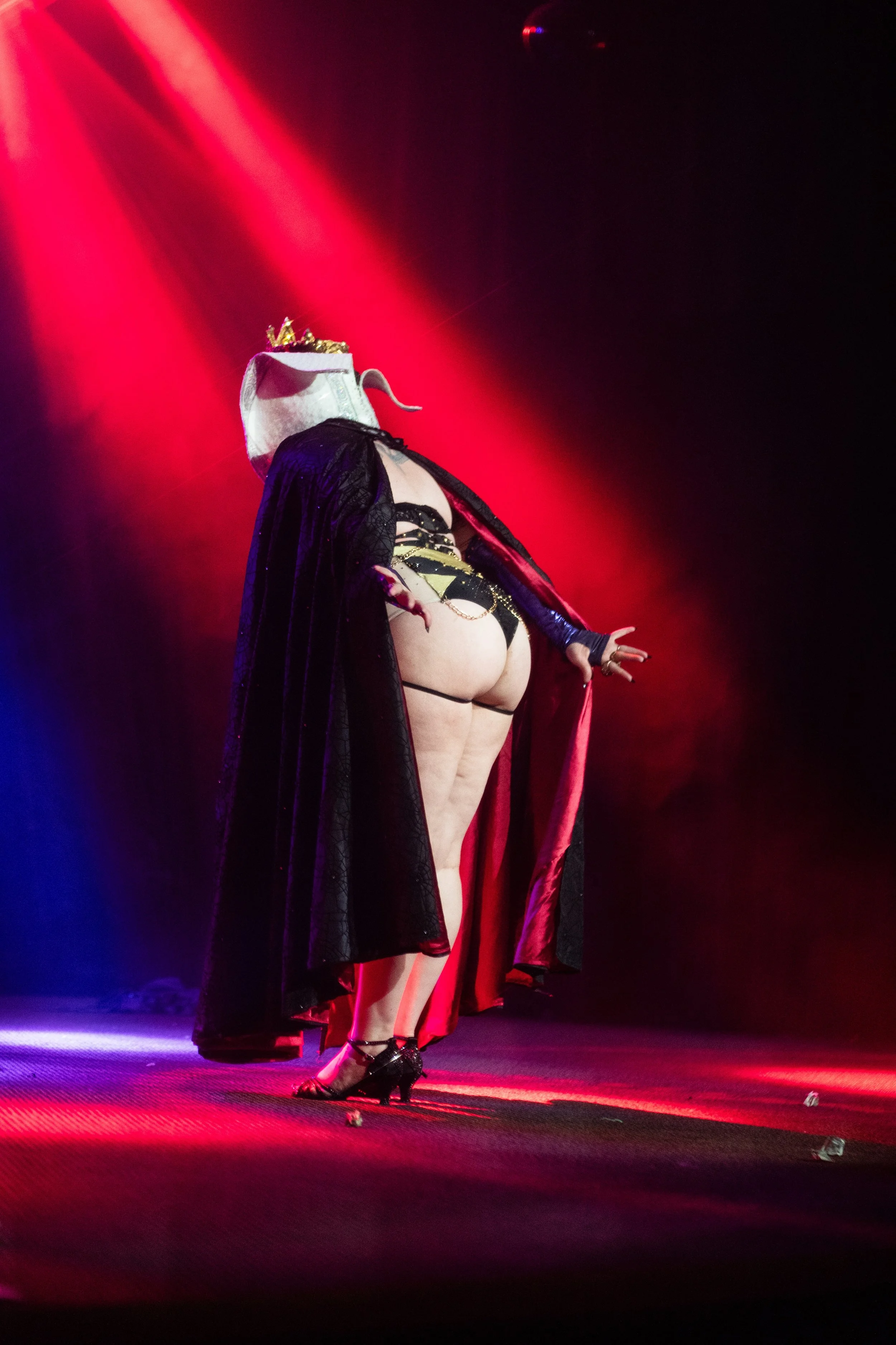 Once Upon a Tassel 2024.  curvy girl photog