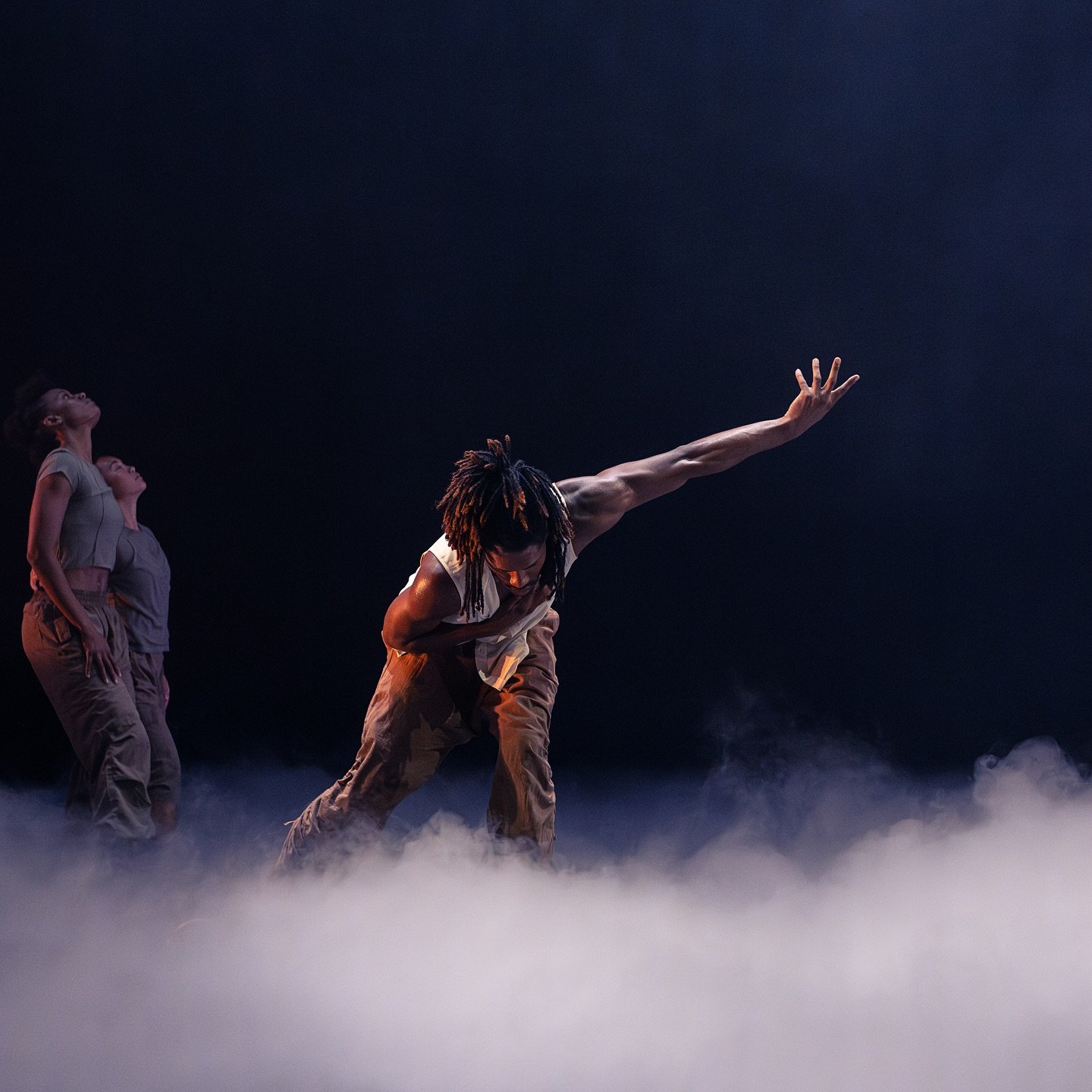 When asked about EIGHT/MOVES, returning dance artist @wilferoni mentioned &ldquo;@miajchong is a special person whose empathy towards her company and the environment at large is present inside the work itself.&rdquo;✨ 

Come see for yourself, Sep 12-