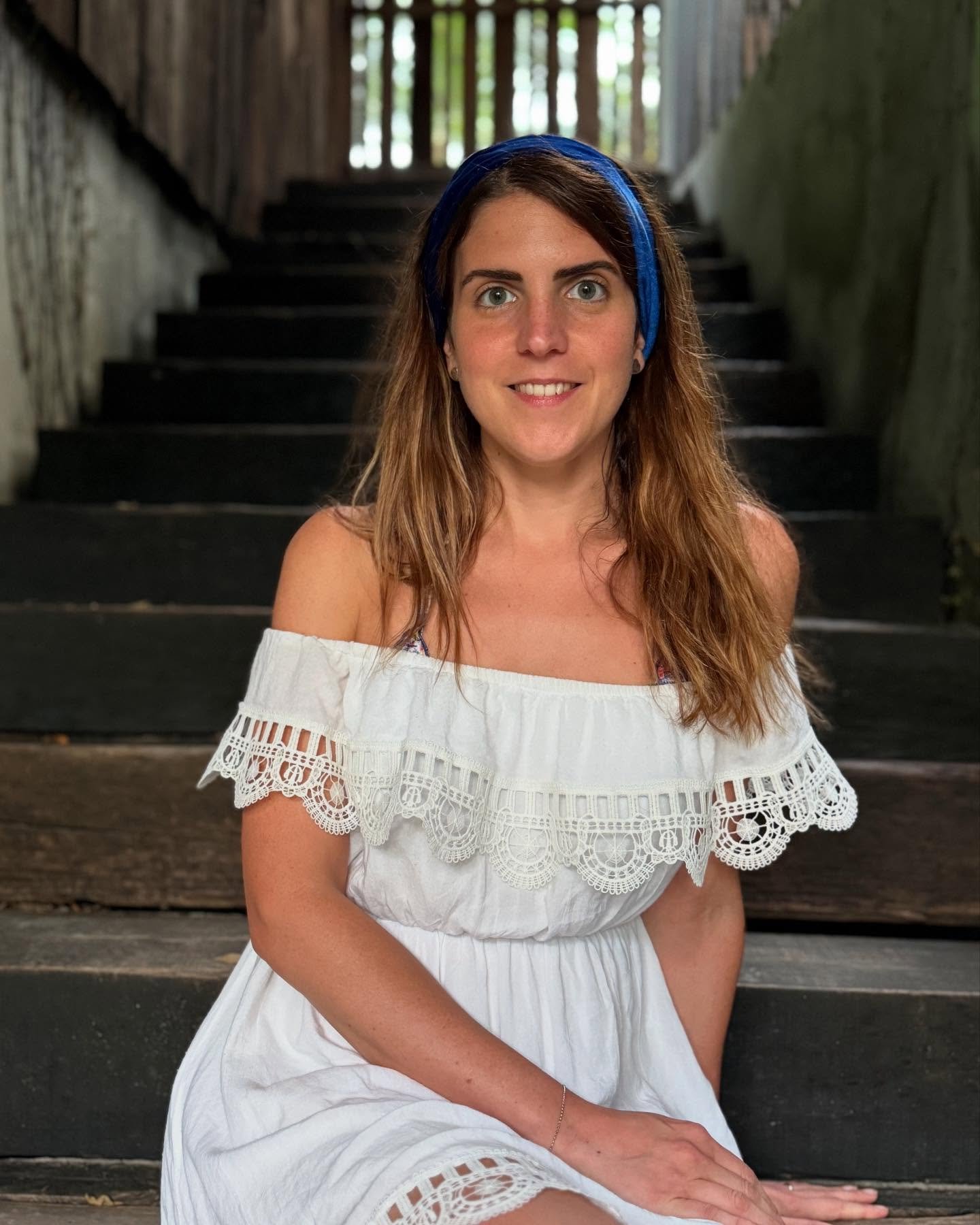 I&rsquo;ve been working on something special with Kim @clementineappuk since last year and I&rsquo;m very excited to say that the Digital Wellbeing Library is finally live and yours to try!

This beautiful new space offers tools like hypnotherapy, br