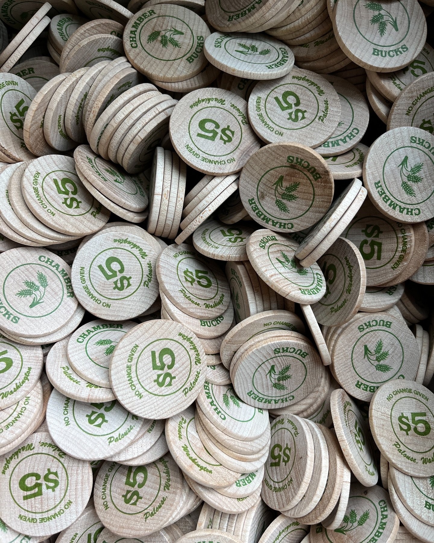 Give the gift of shopping local this holiday season! Chamber Bucks are $5 wooden tokens that make a perfect stocking stuffer and support our Palouse businesses. The tokens, available at @statebanknorthwest, can be used at participating downtown busin