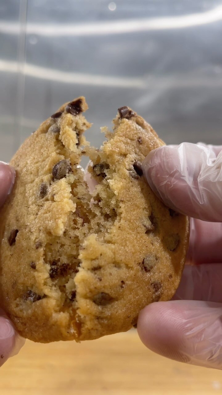 Lynn's Bakery & Deli London Ontario