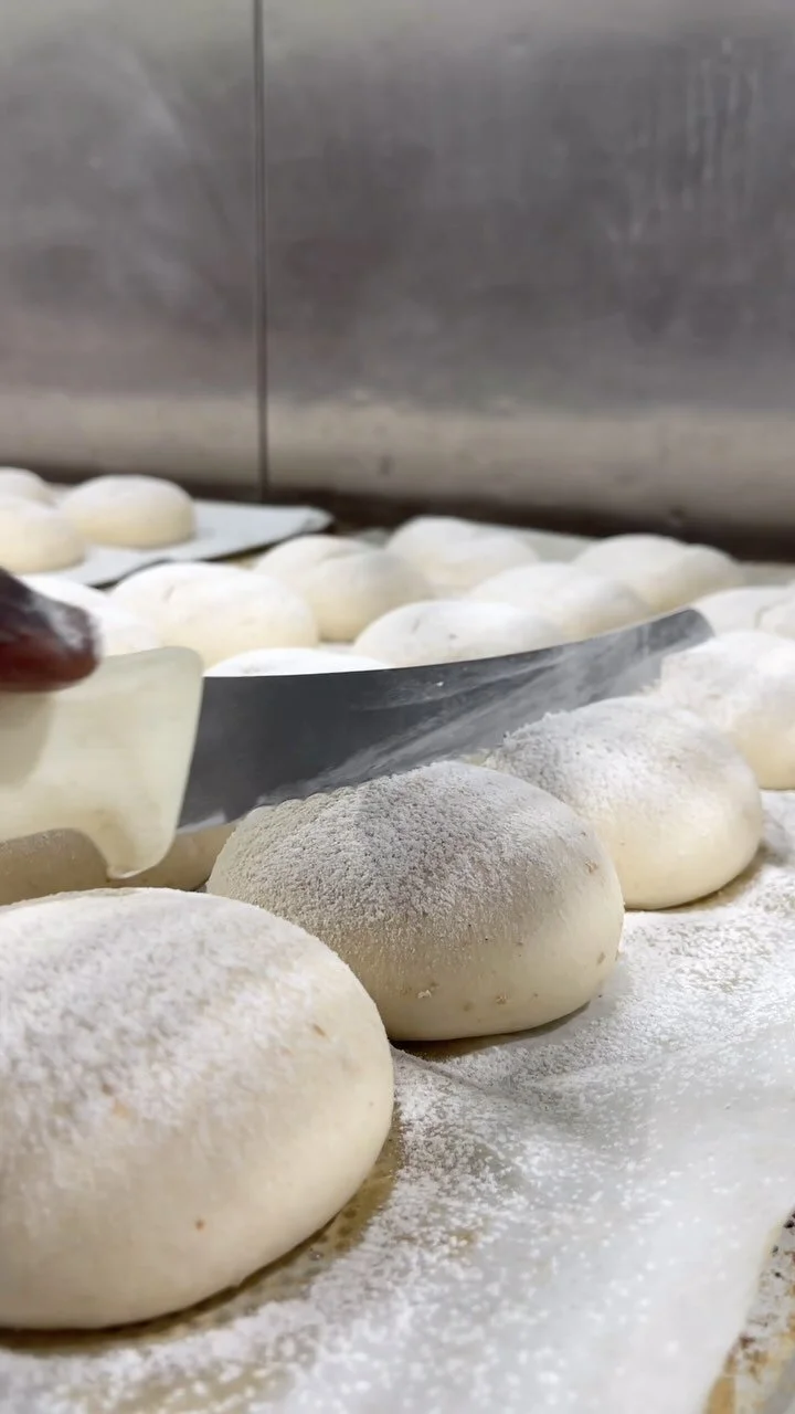 Lynn's Bakery & Deli London Ontario