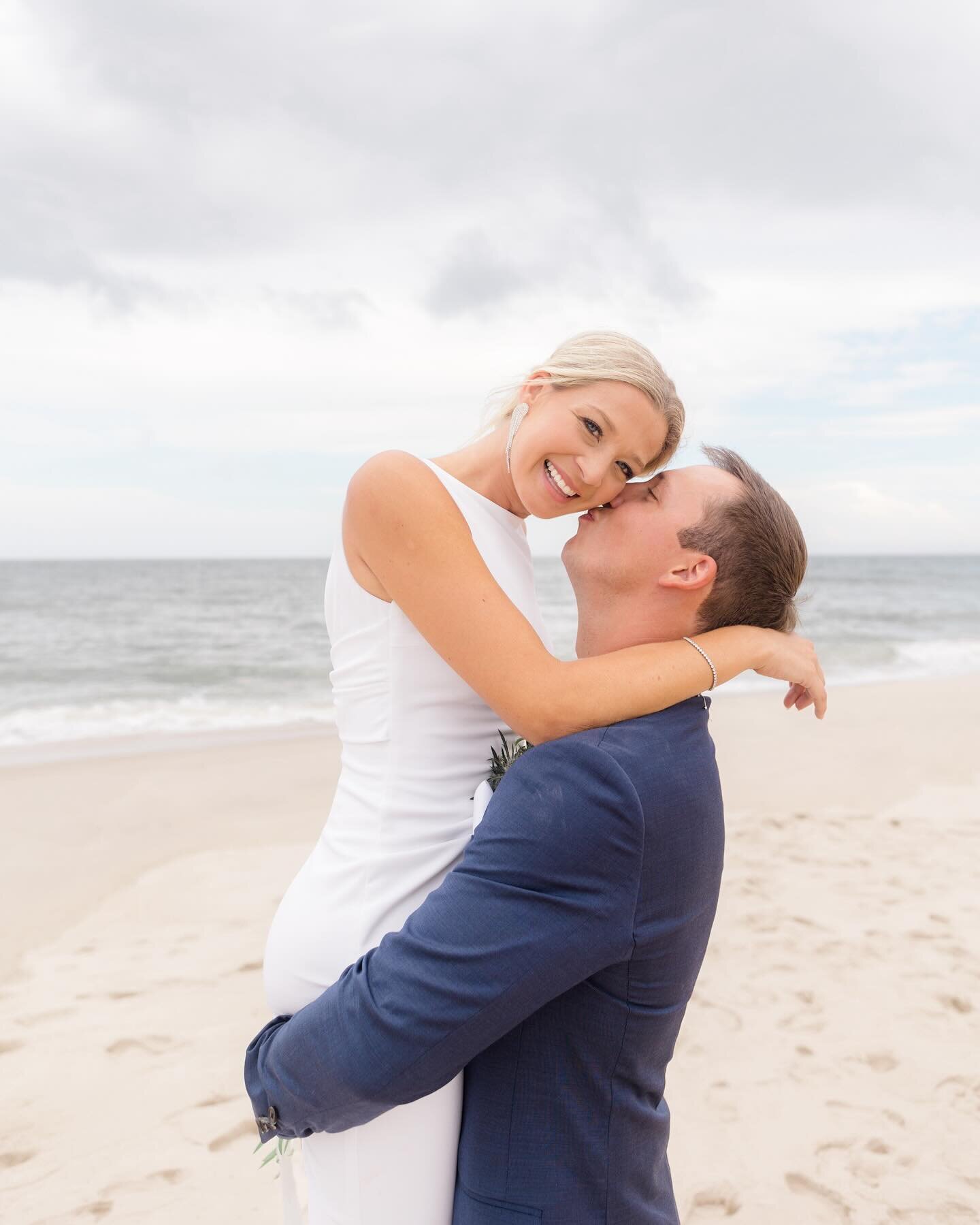 🍂 we hope everyone had a wonderful holiday! 🍁 

although many of us may have been sitting around a table full of trendy fall centerpieces, we can&rsquo;t help but reminisce on this beautiful end-of-summer wedding decor at Indian River Life Saving S