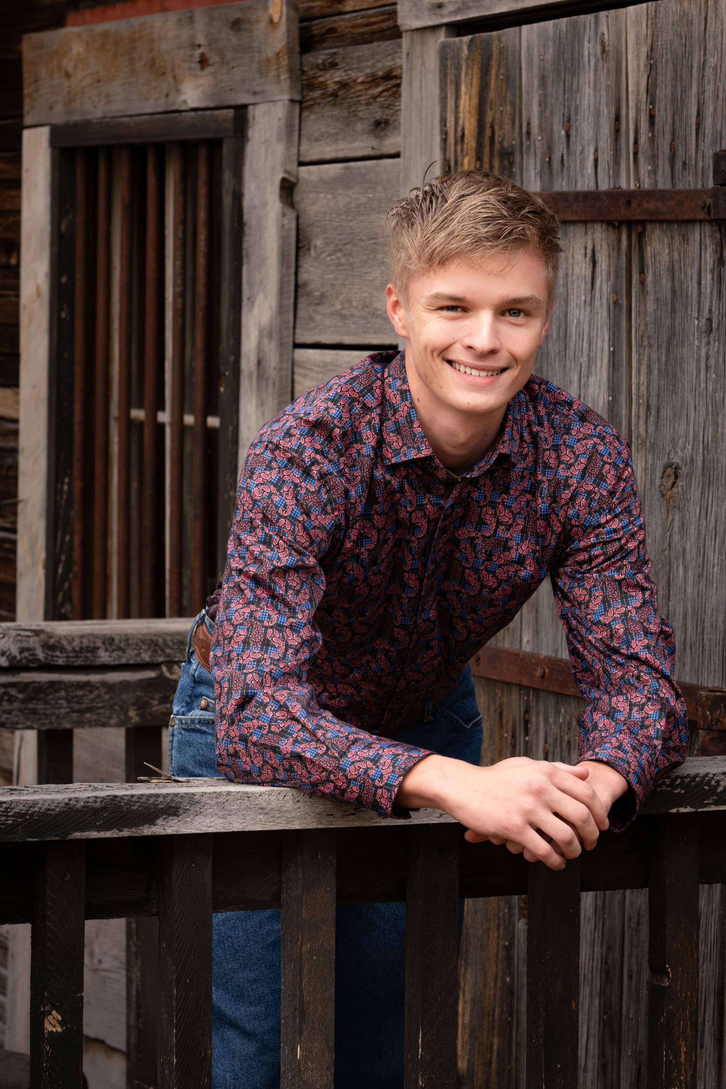 senior-portraits-aiden-retakes-04.jpg
