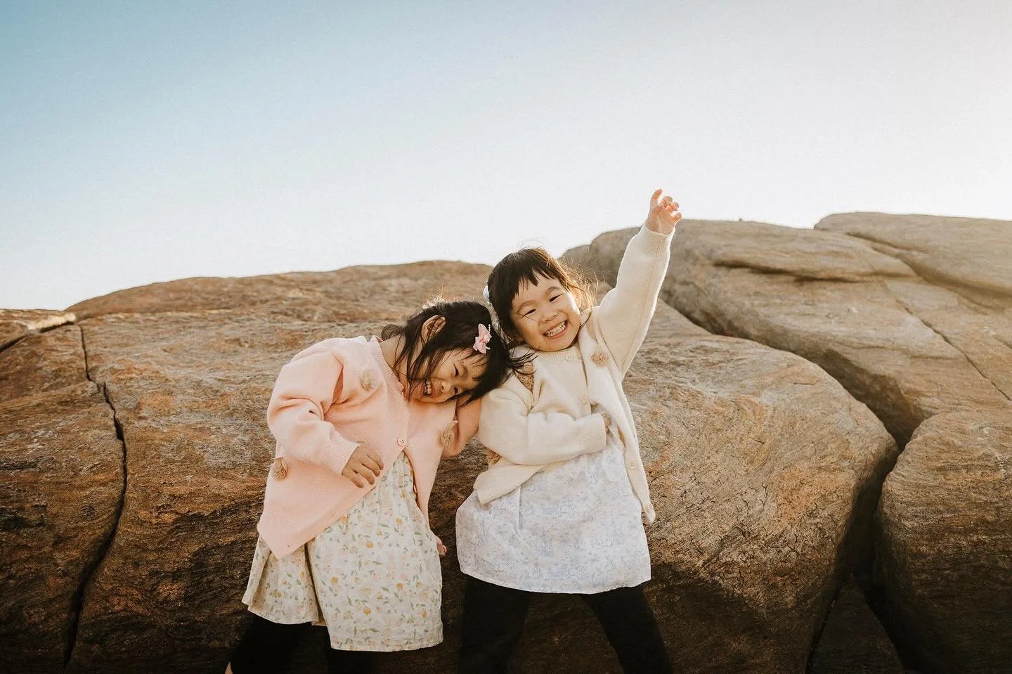 The cutest little duo 👯&zwj;♀️