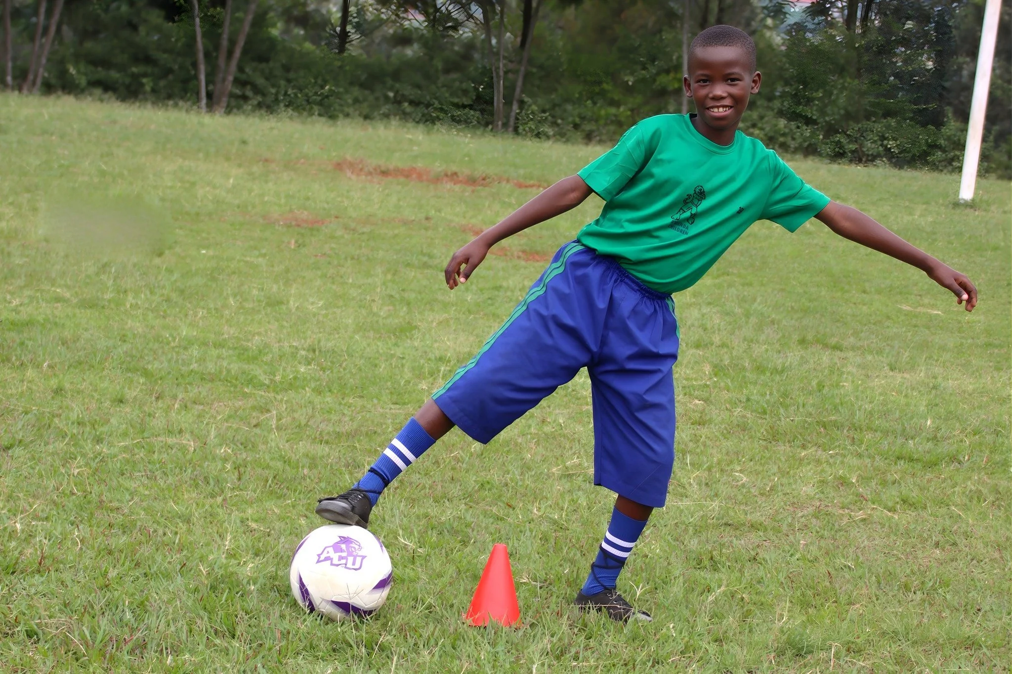 Hooray, it's Friday! We hope you had a great week, as we sure did! And what better way to wrap up the school week than with a soccer game?!

May your weekend be as enjoyable as Christian's time playing soccer!