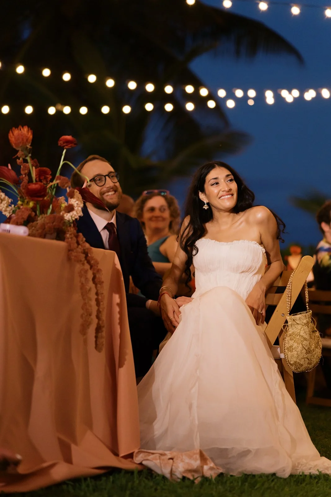 tara-ted-hulihee-kona-beach-house-wedding-1033.jpg