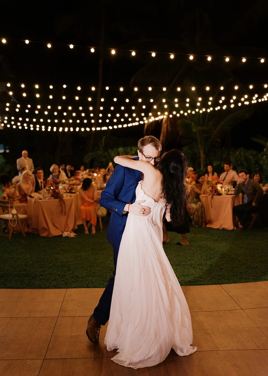 tara-ted-hulihee-kona-beach-house-wedding-1094.jpg