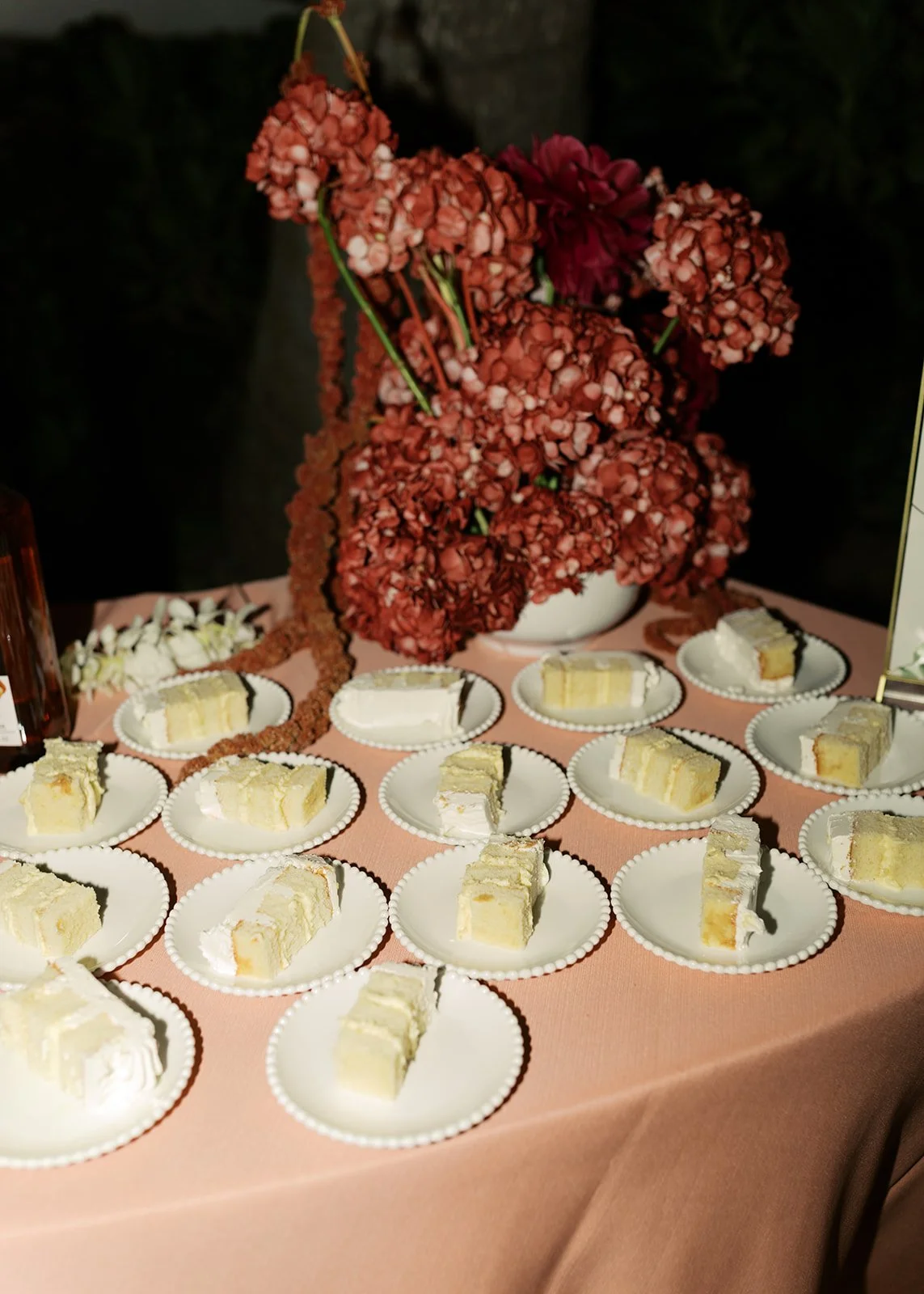 tara-ted-hulihee-kona-beach-house-wedding-1171.jpg