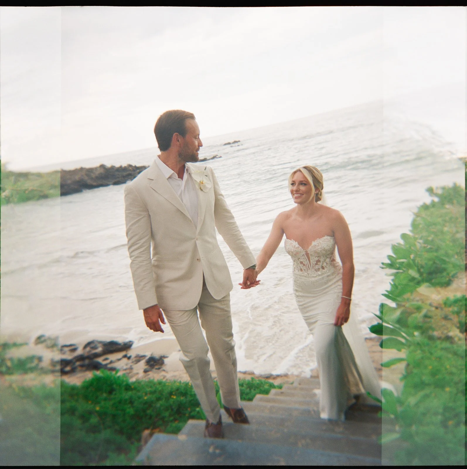alexis-sam-big-island-wedding-176.jpg
