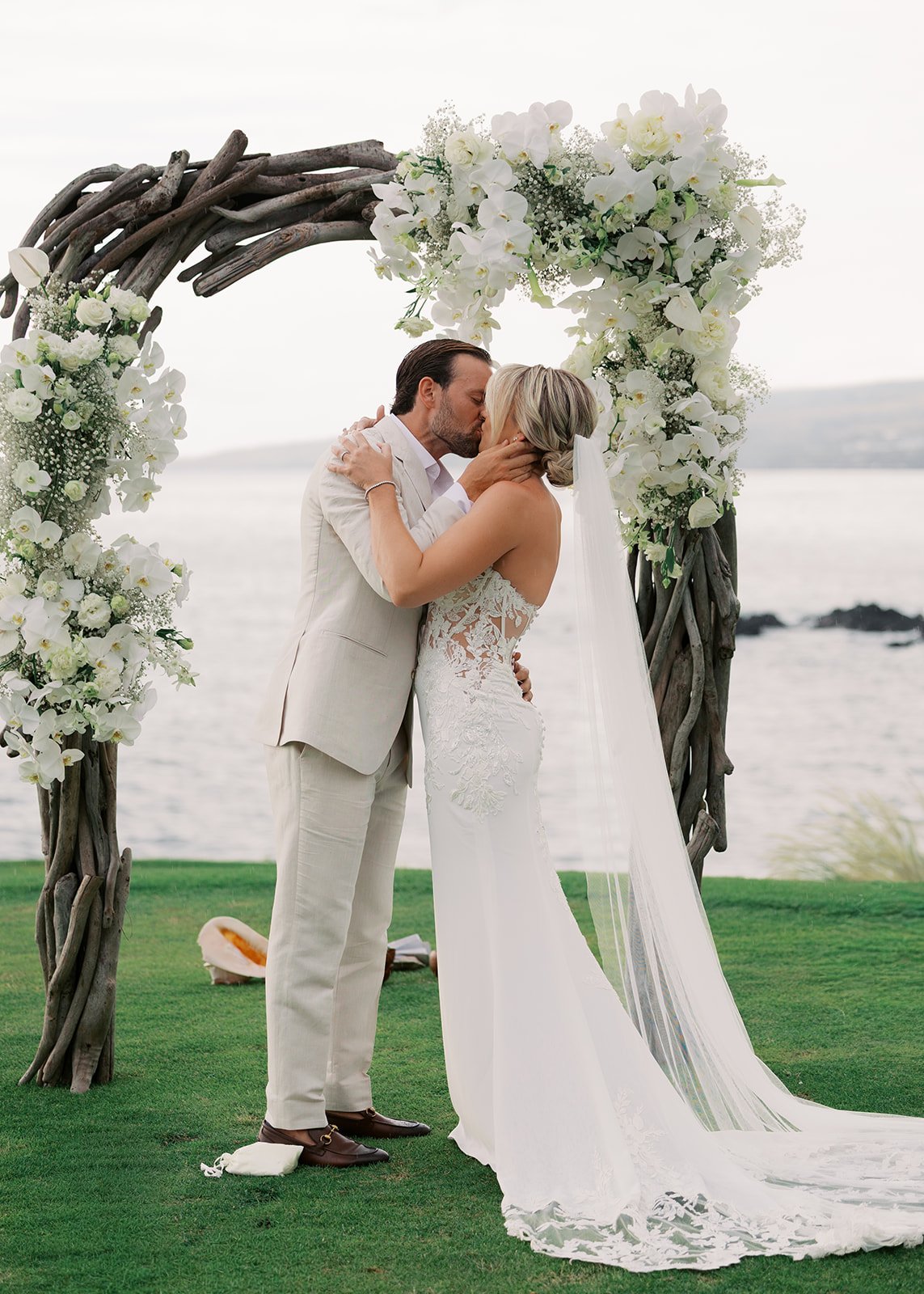 alexis-sam-big-island-wedding-318.jpg