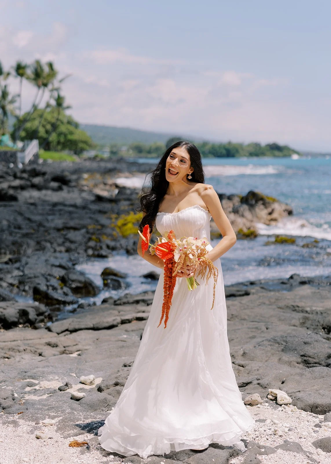 tara-ted-hulihee-kona-beach-house-wedding-491.jpg