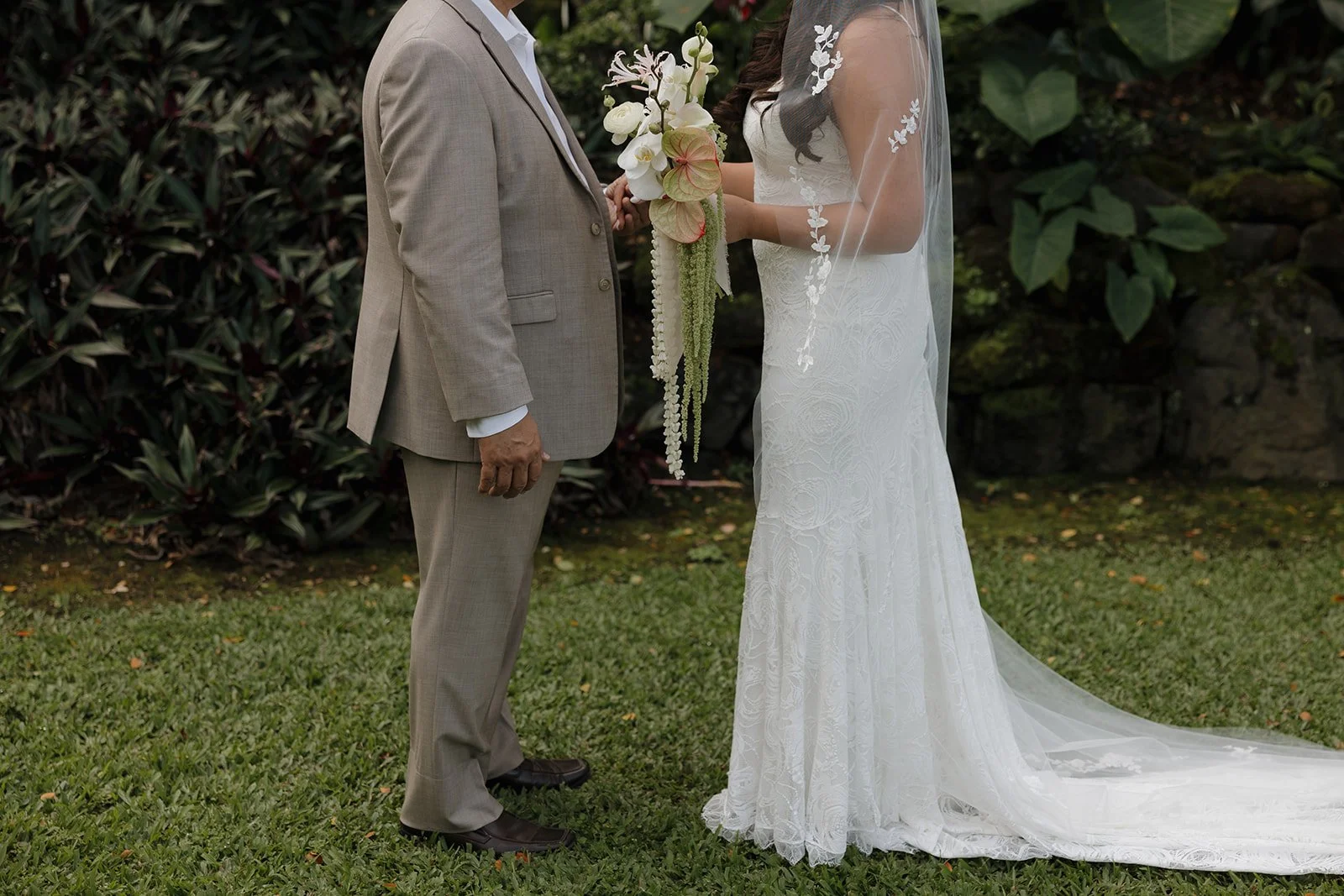 sam-and-rob-big-island-hawaii-kona-wedding-weekend-holualoa-inn-164.jpg