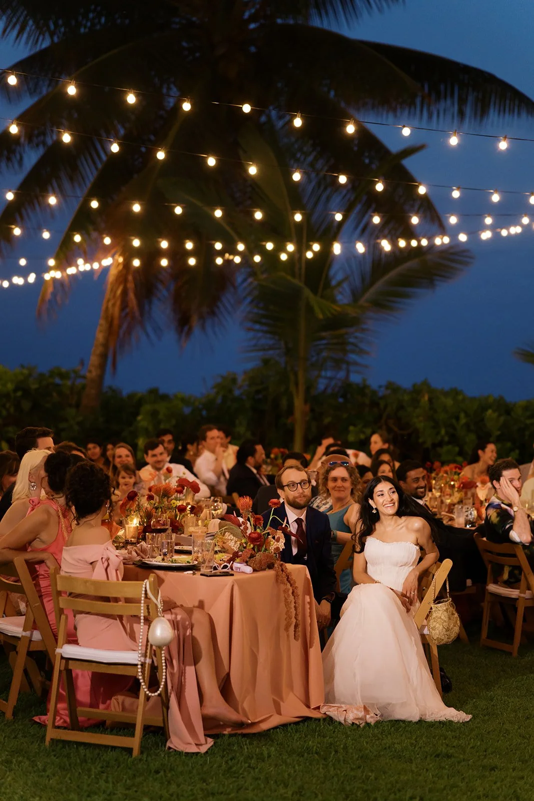 tara-ted-hulihee-kona-beach-house-wedding-1026.jpg