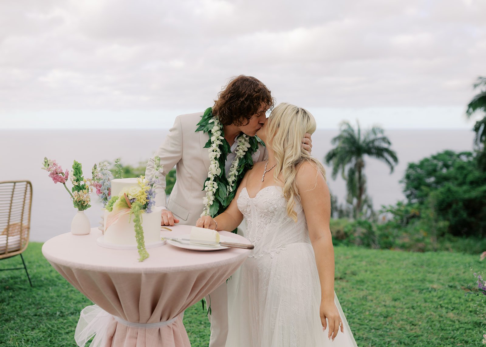 charlie-jade-hale-kukui-wedding-629.jpg
