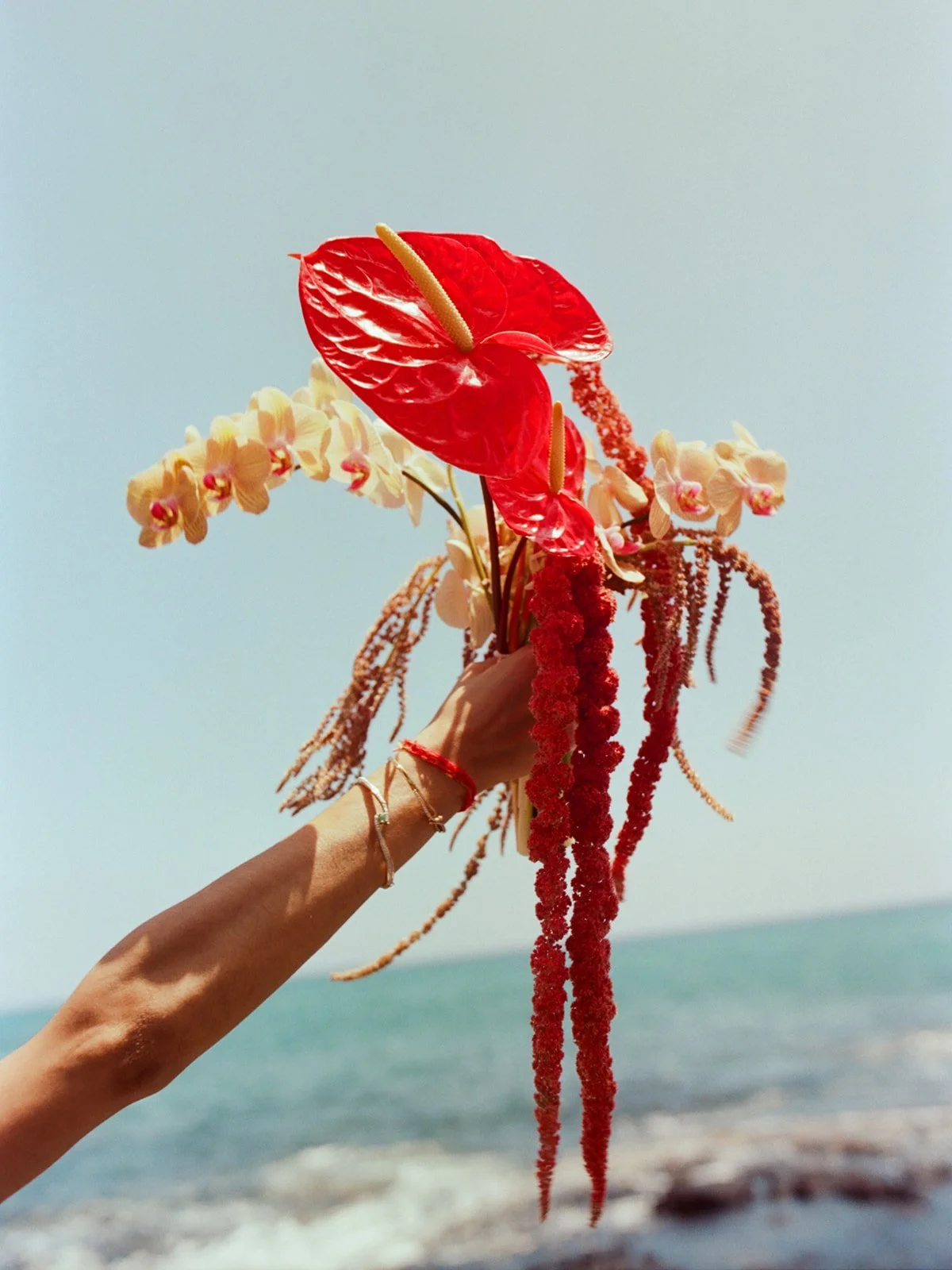 tara-ted-hulihee-kona-beach-house-wedding-1417.jpg