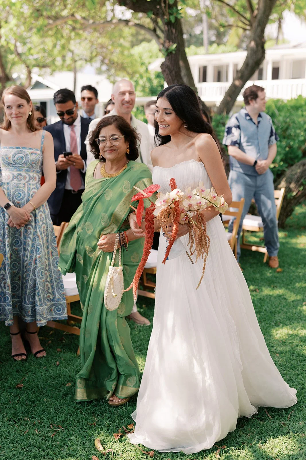 tara-ted-hulihee-kona-beach-house-wedding-663.jpg