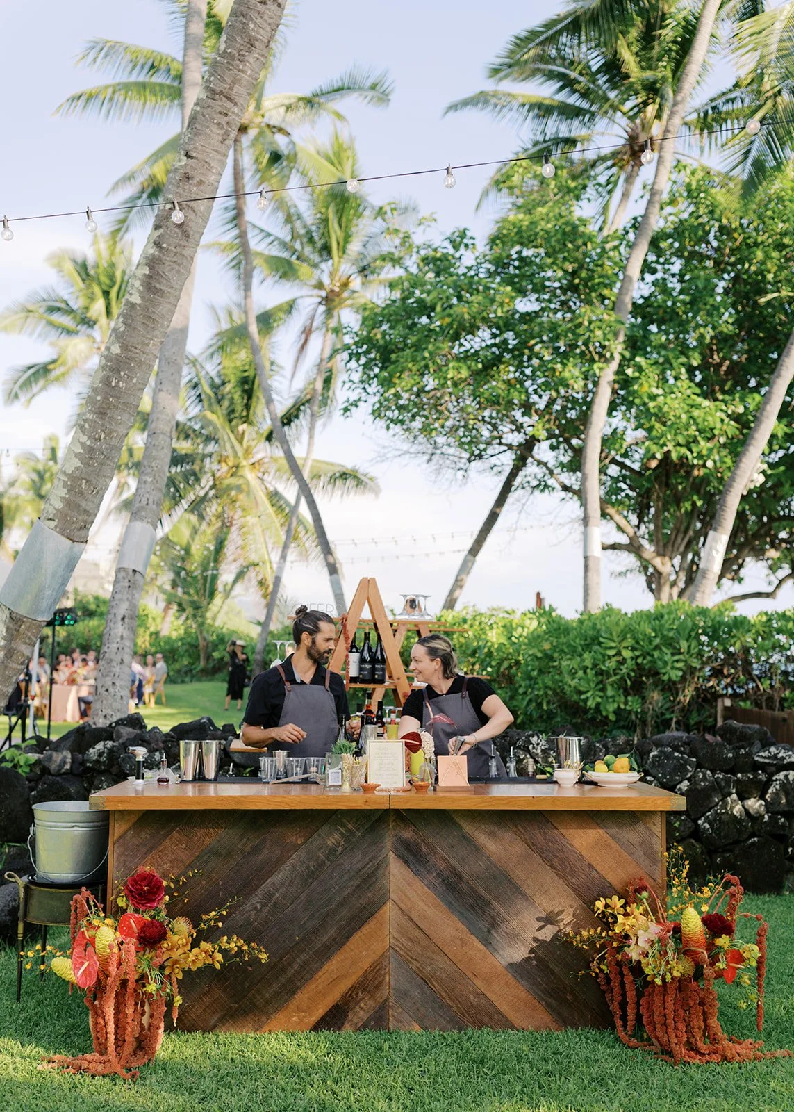 tara-ted-hulihee-kona-beach-house-wedding-916.jpg