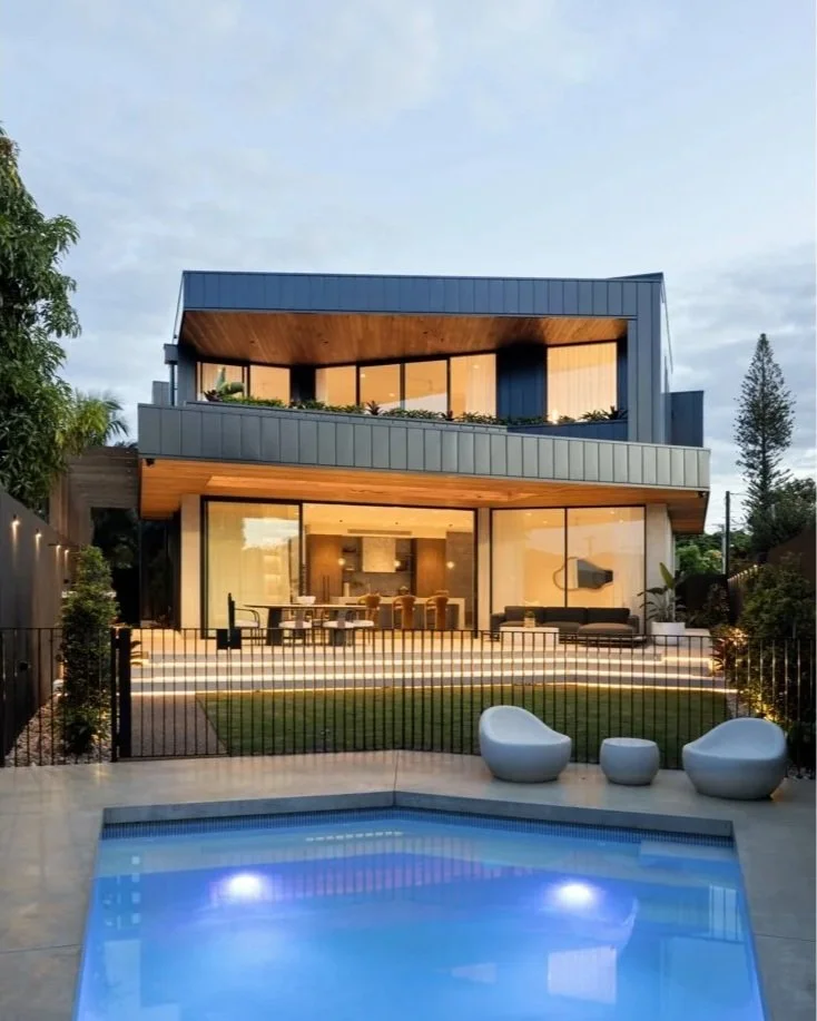 5 Friske Place, Palm Beach, pool and back of property at dusk showcasing the property photography. Billy Jaz McGrath Palm Beach
