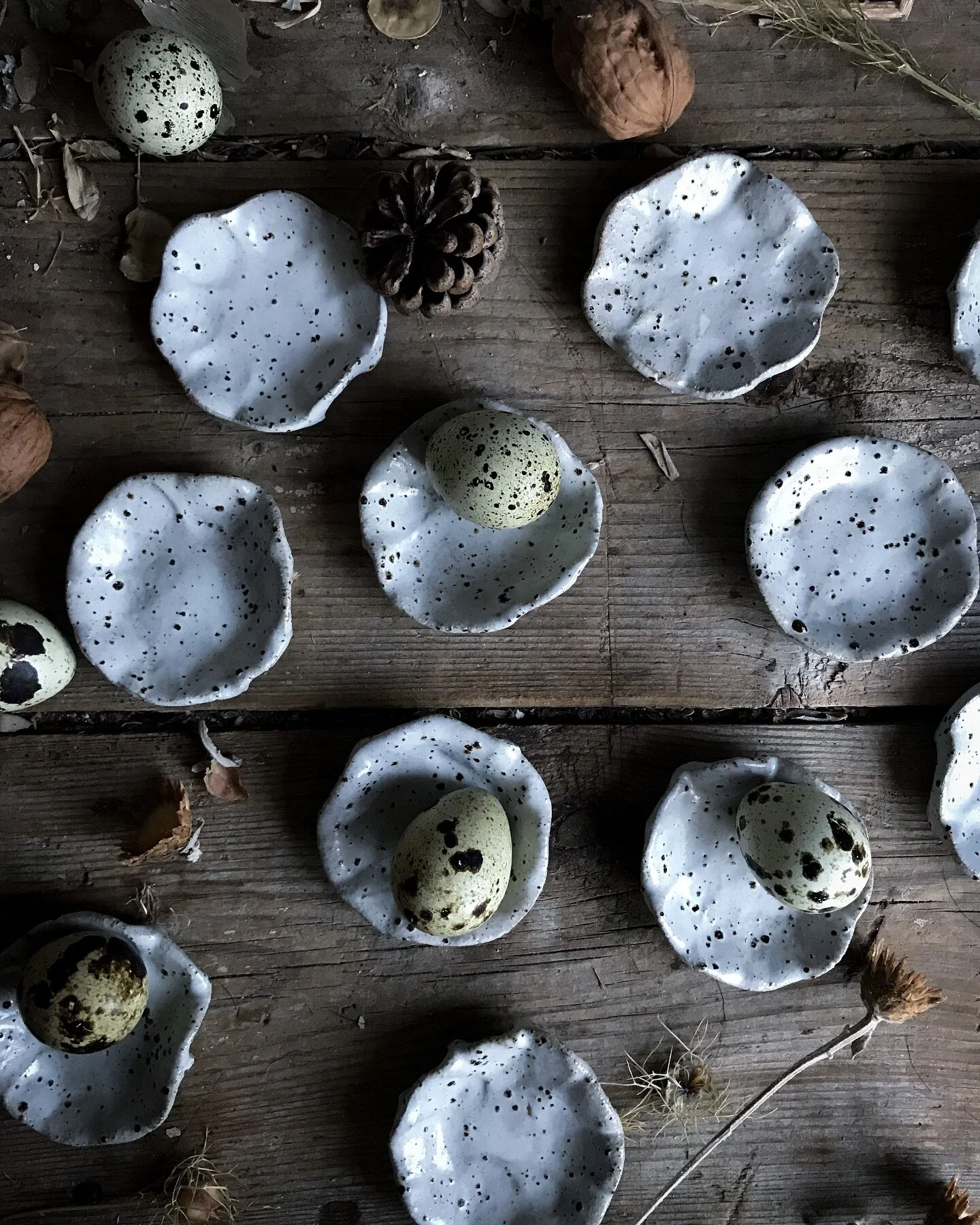 Autumn you beautiful thing, welcome. I&rsquo;ve spent enough time this summer hiding in by the AC I think. It&rsquo;s time for misty mornings and walks in dewey grasses, roadside foraging for pears and apples, grapes and rose hips. I just looked at t