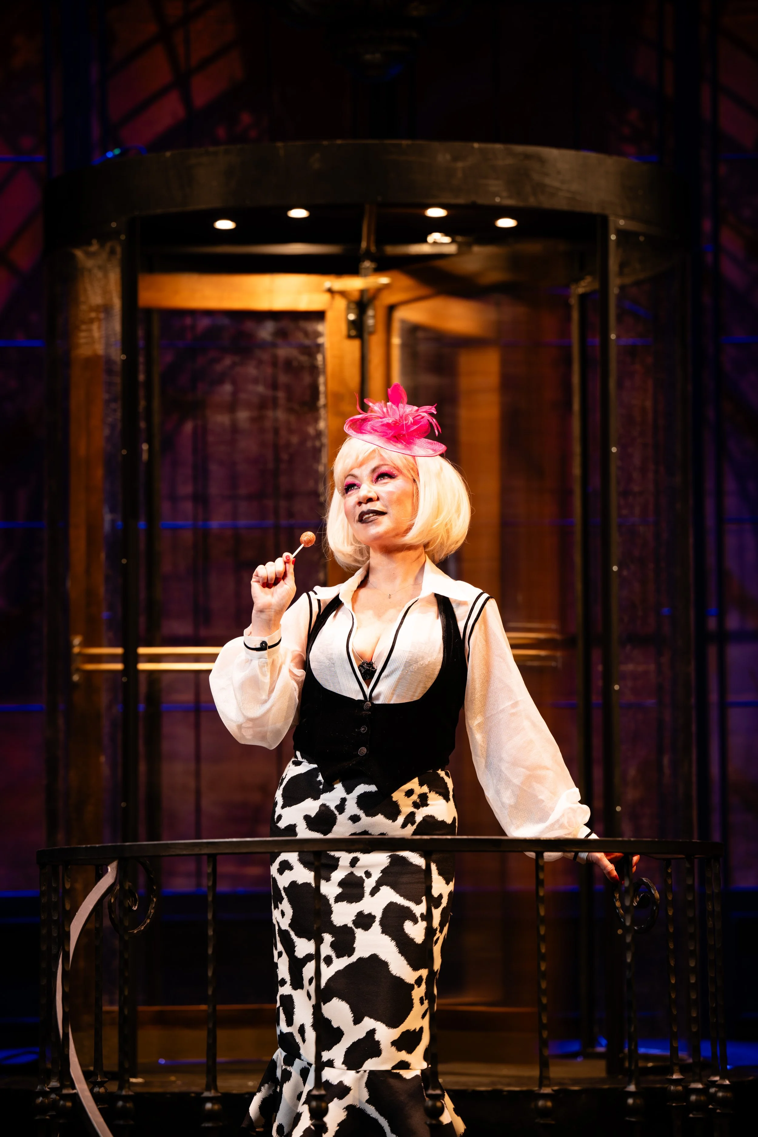 Лара Златарева