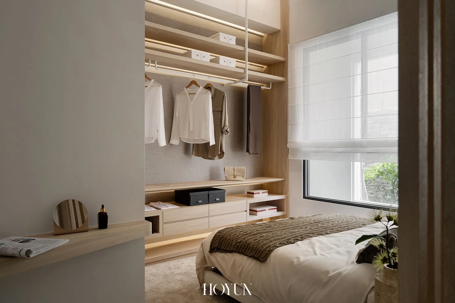 新北林口樣品屋2 衣櫃收納展示與淺木層板（HOYUN 和勻設計）